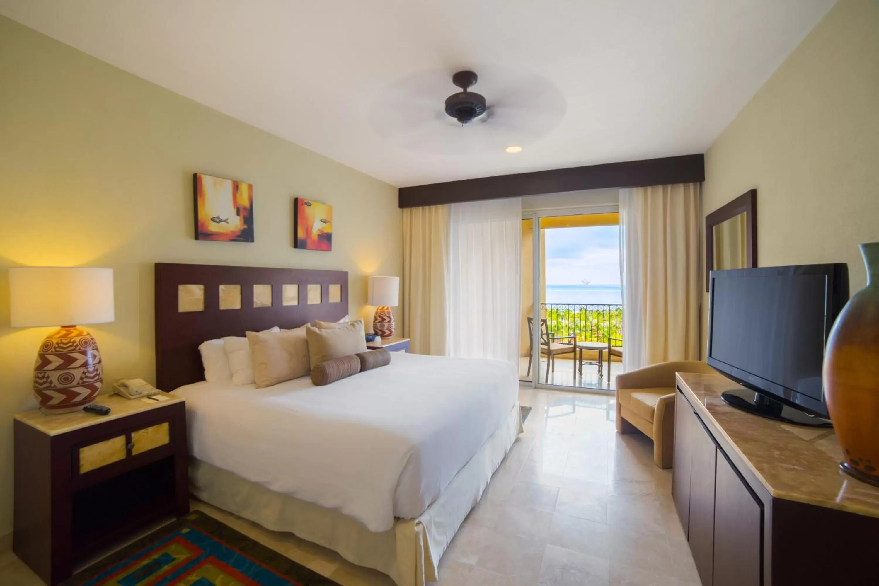 Bed in Villa del Palmar Cancun Luxury Beach Resort & Spa