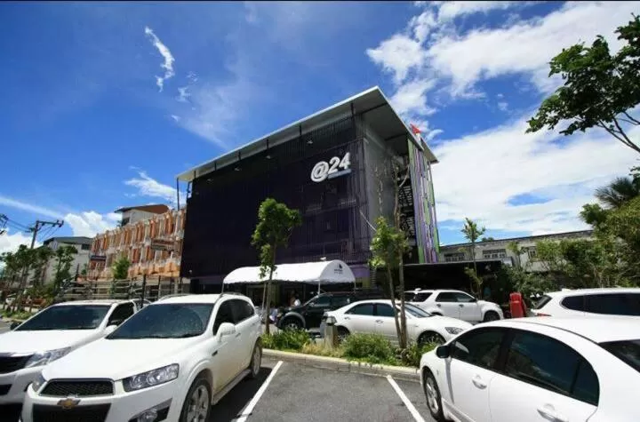 Logo/Certificate/Sign in At 24 Boutique Hotel