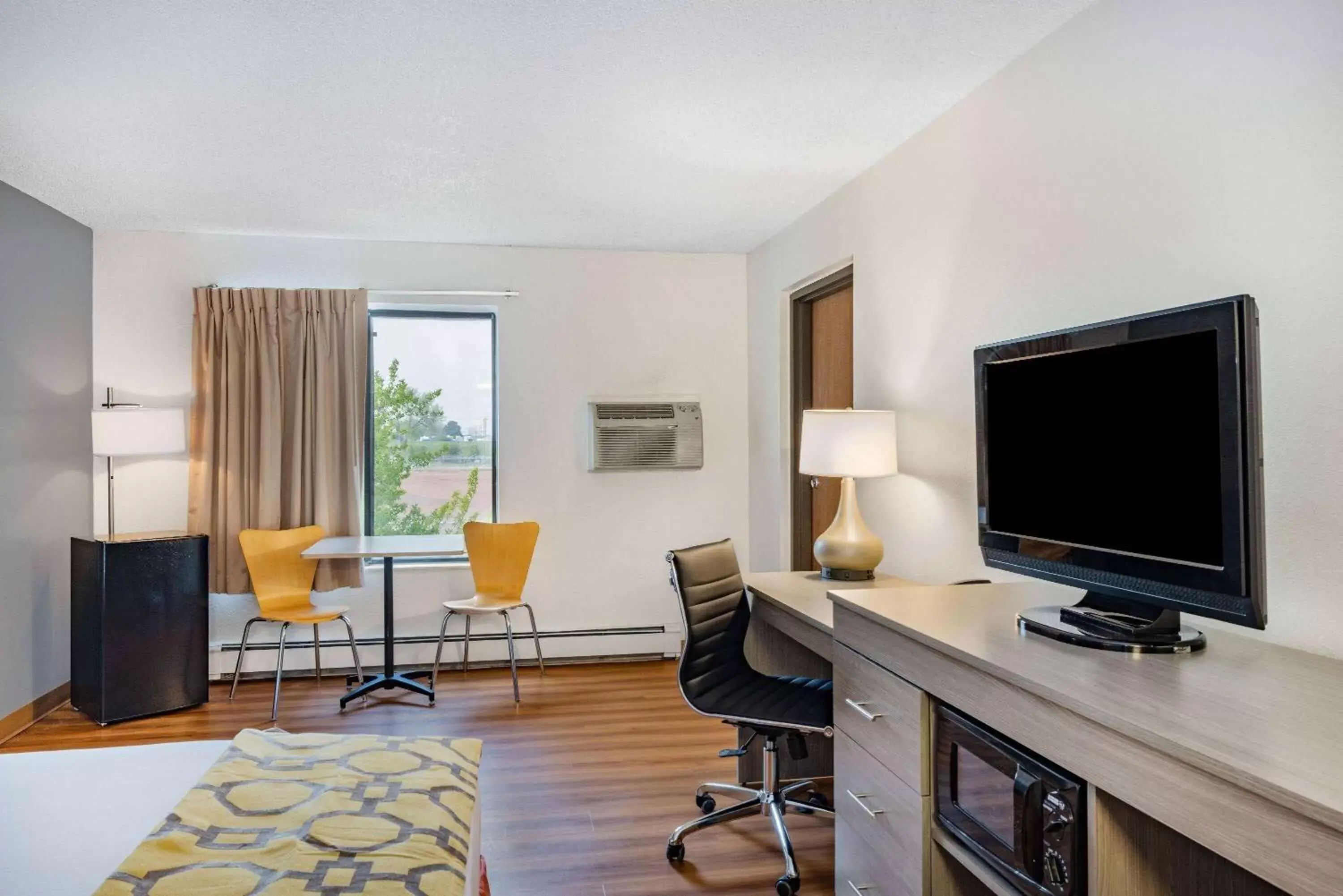 Bed in Baymont by Wyndham Gillette Bed in Baymont by Wyndham Gillette