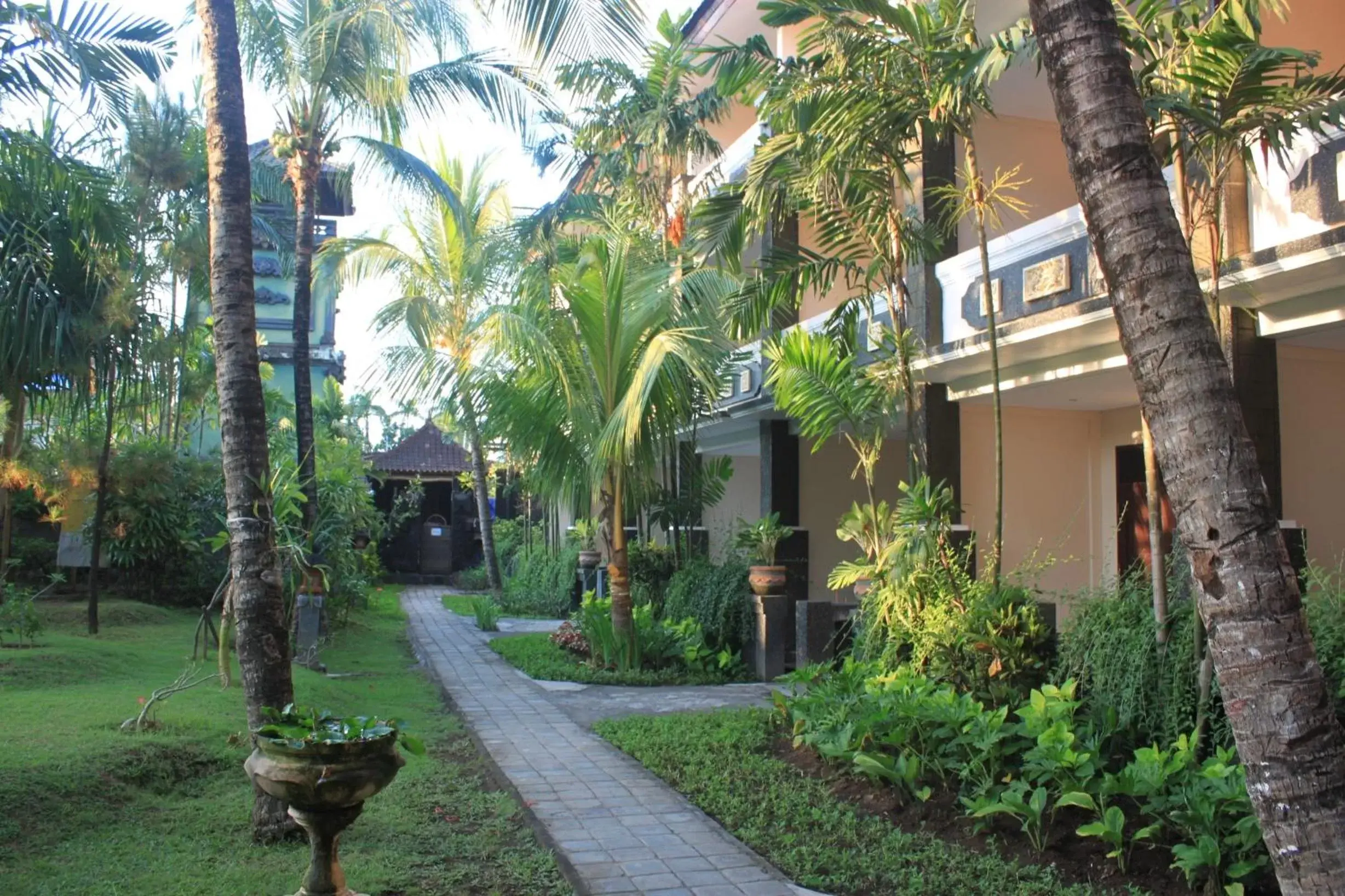 Garden in Bakung Beach Resort