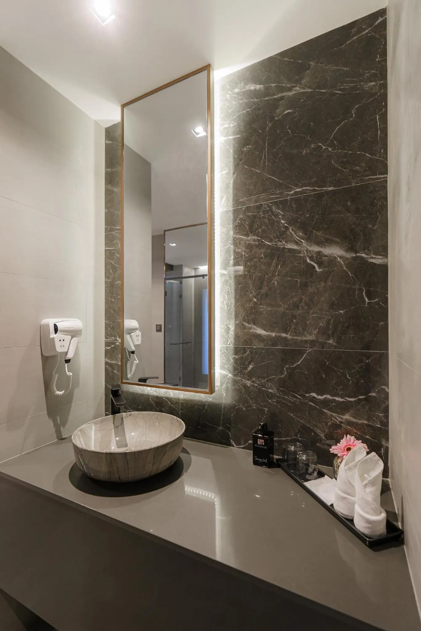 Bathroom in Fifth Pattaya Jomtien By Shiwalai Int