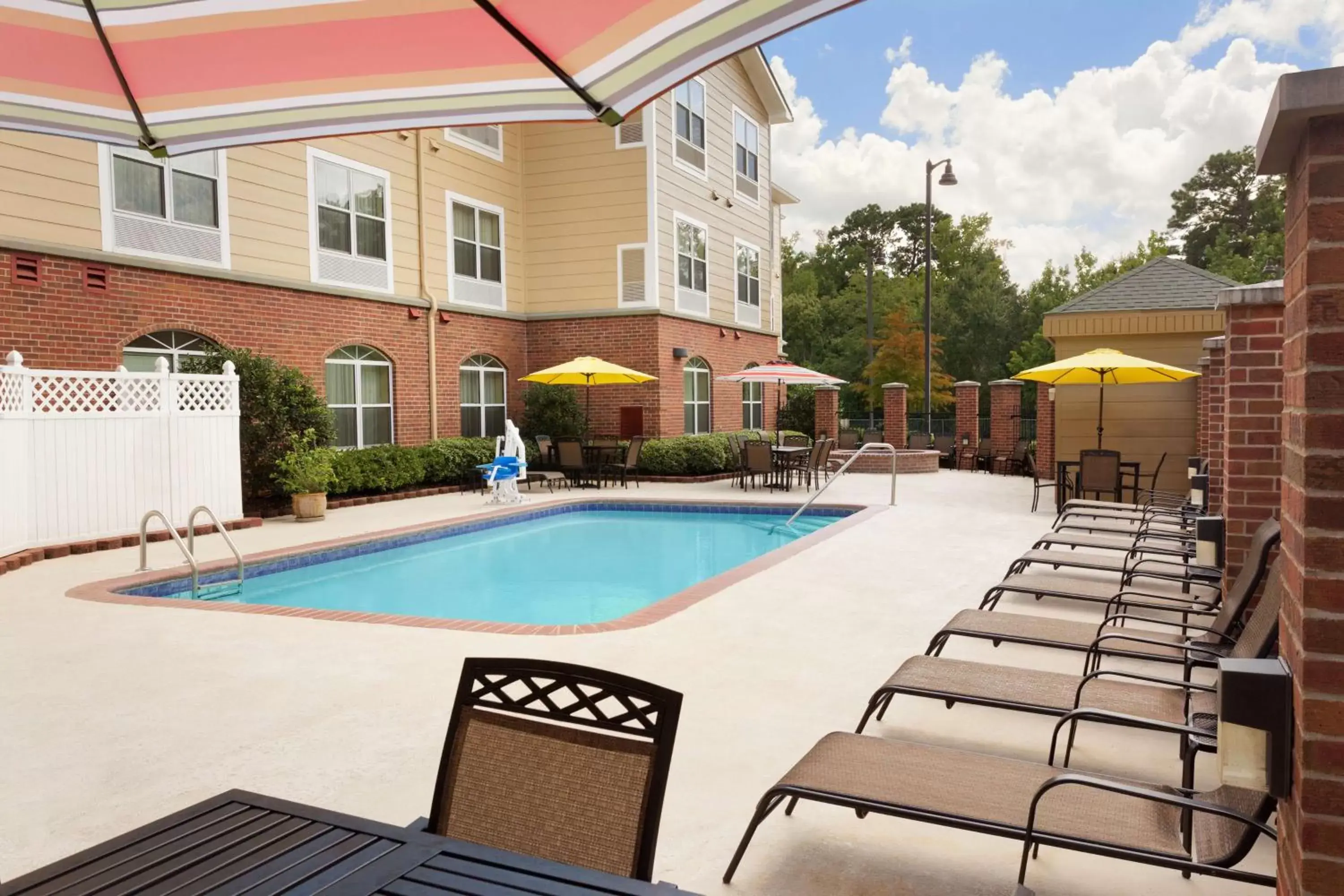 Activities, Swimming Pool in Country Inn & Suites by Radisson, Pineville, LA