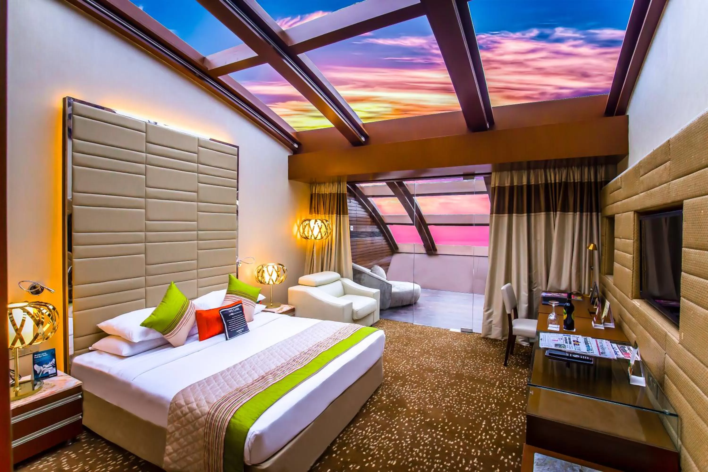 Photo of the whole room, Bed in Hotel Sahara Star