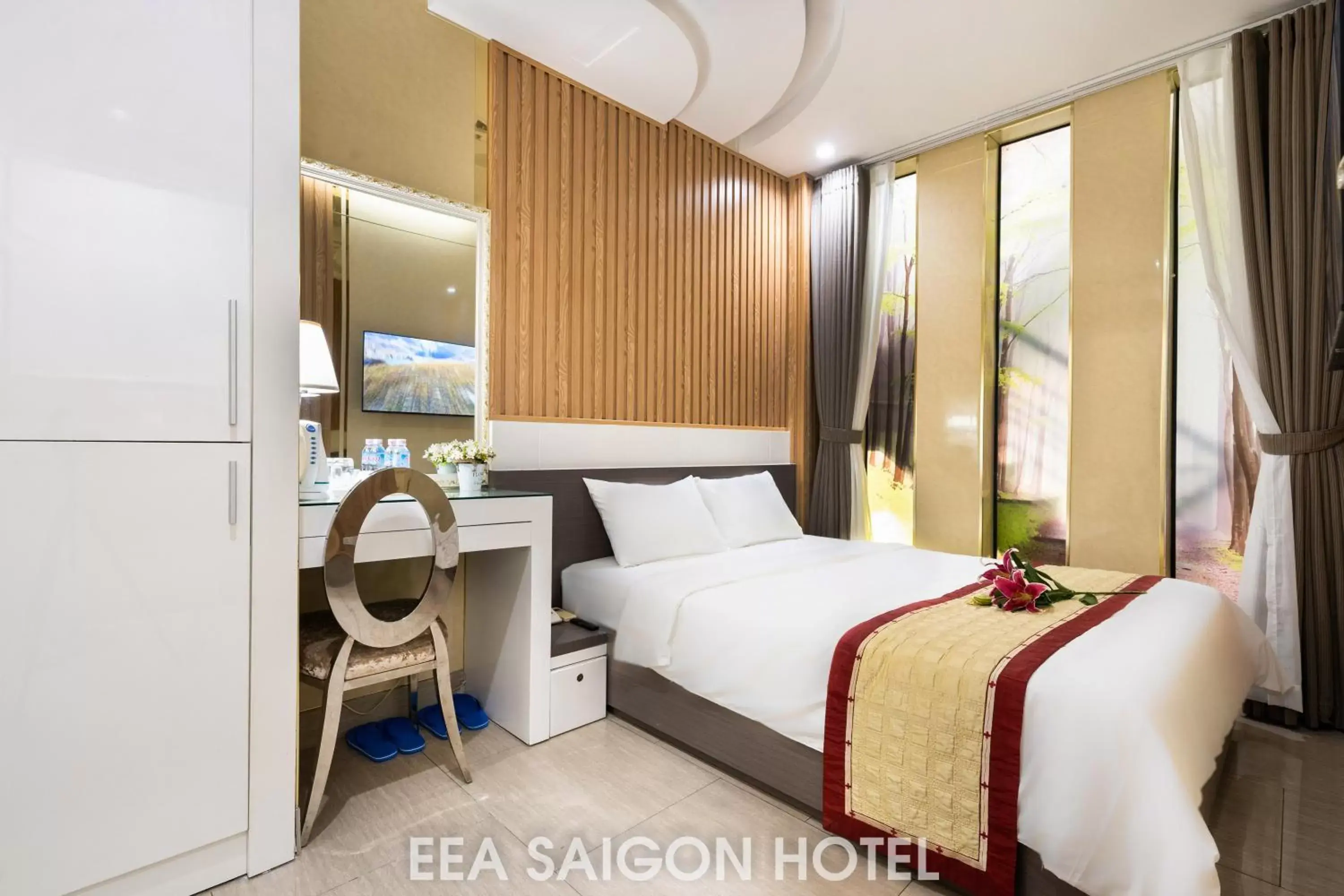 Bed in EEA Central Saigon Hotel