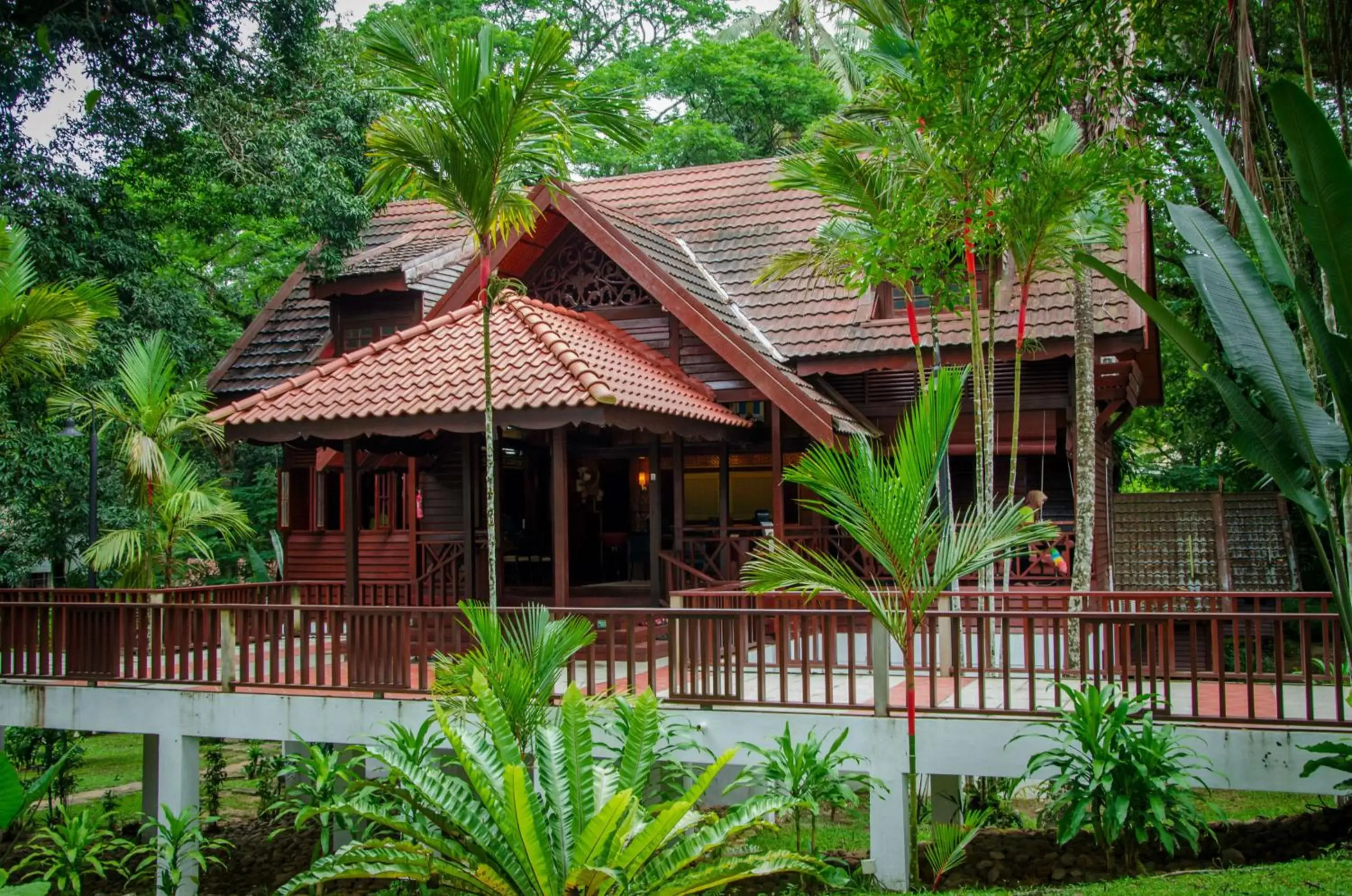 Facade/entrance, Property Building in Mutiara Taman Negara