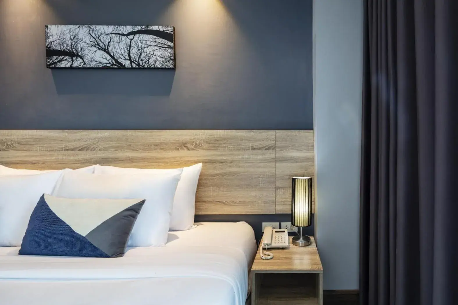 Bedroom, Bed in Narra hotel
