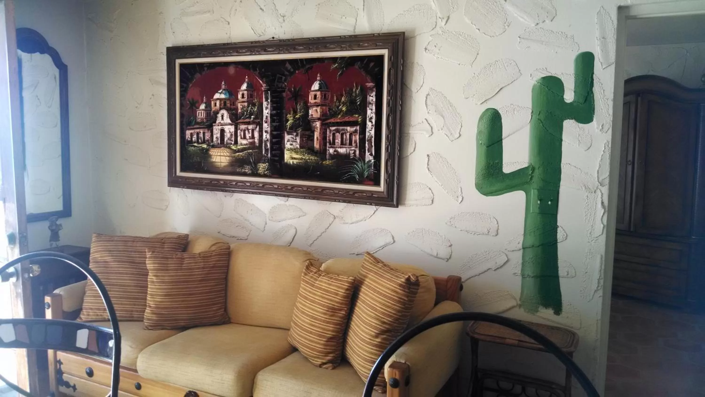 Photo of the whole room in Poco Cielo Hotel