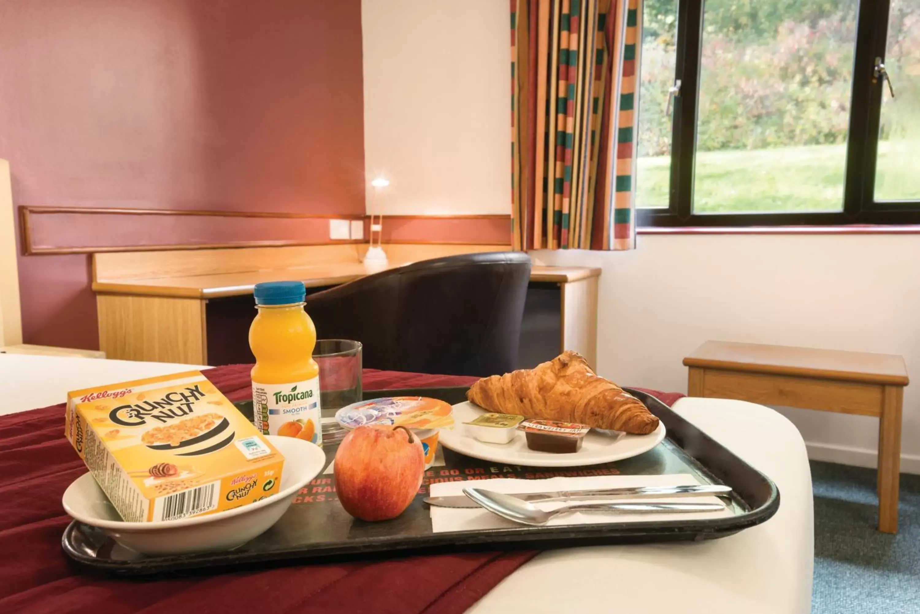 Continental breakfast in Days Inn Hotel Bradford - Leeds