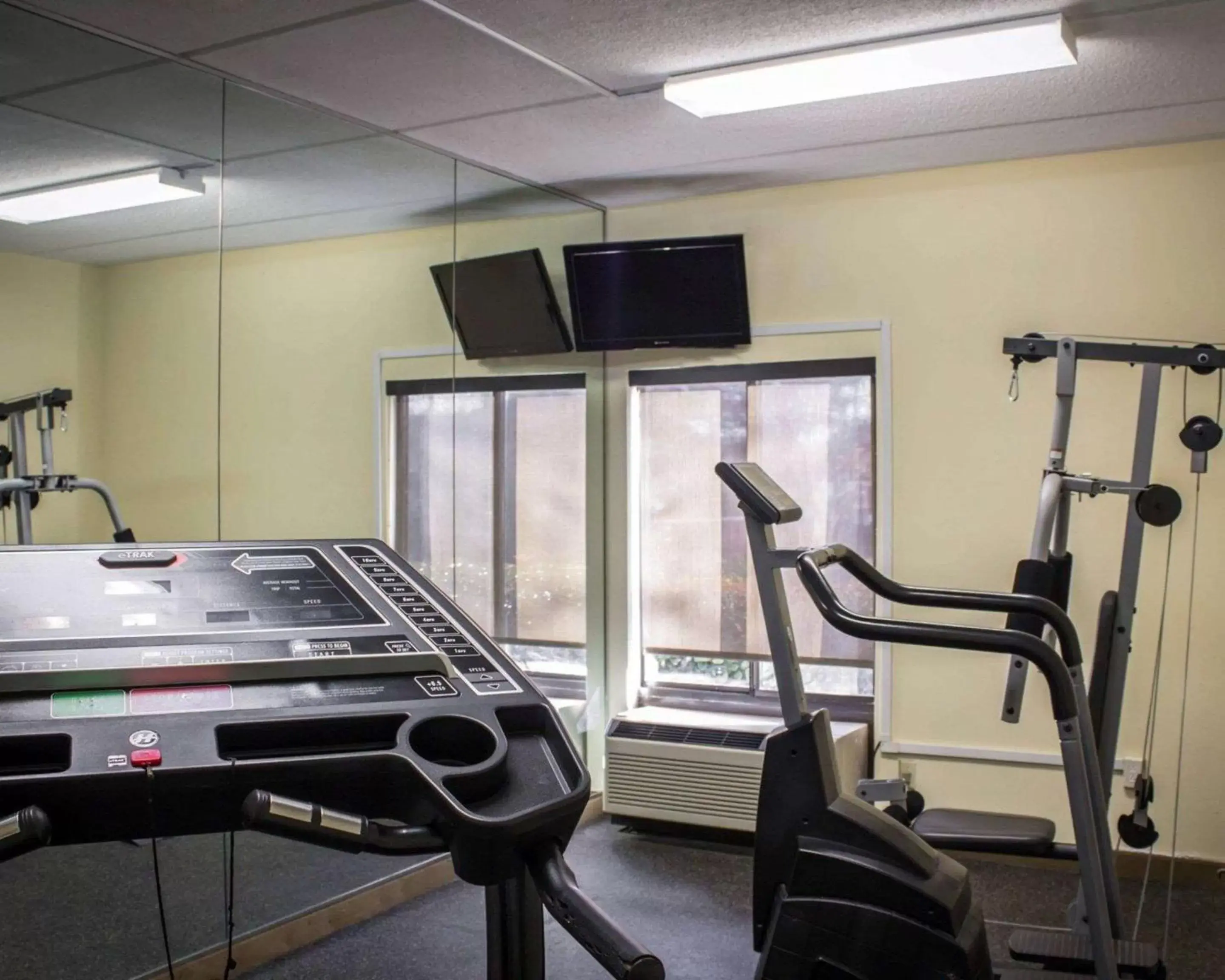Fitness centre/facilities, Fitness Center/Facilities in Comfort Inn & Suites Fuquay Varina