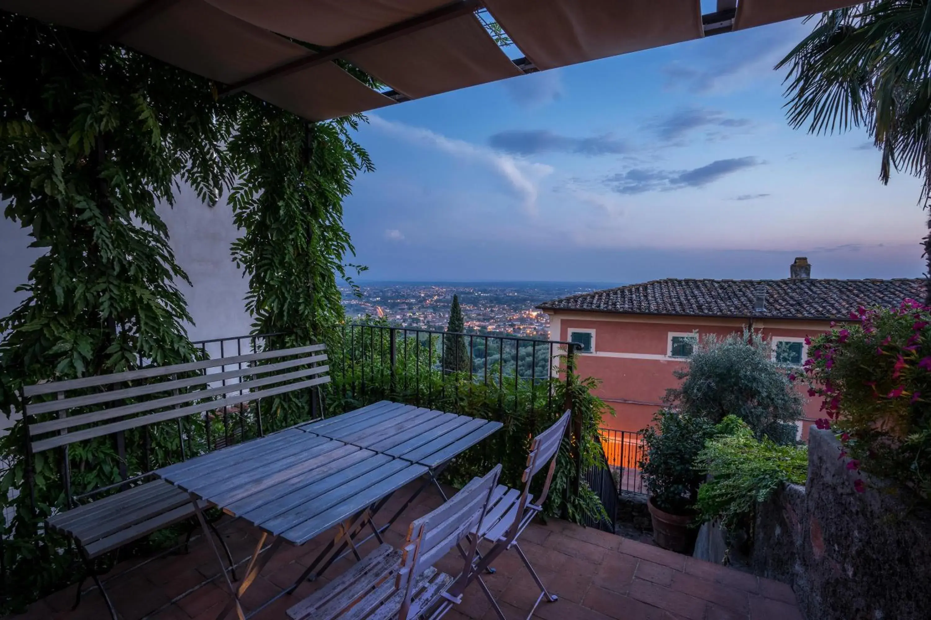 Balcony/Terrace in Hotel Villa Sermolli