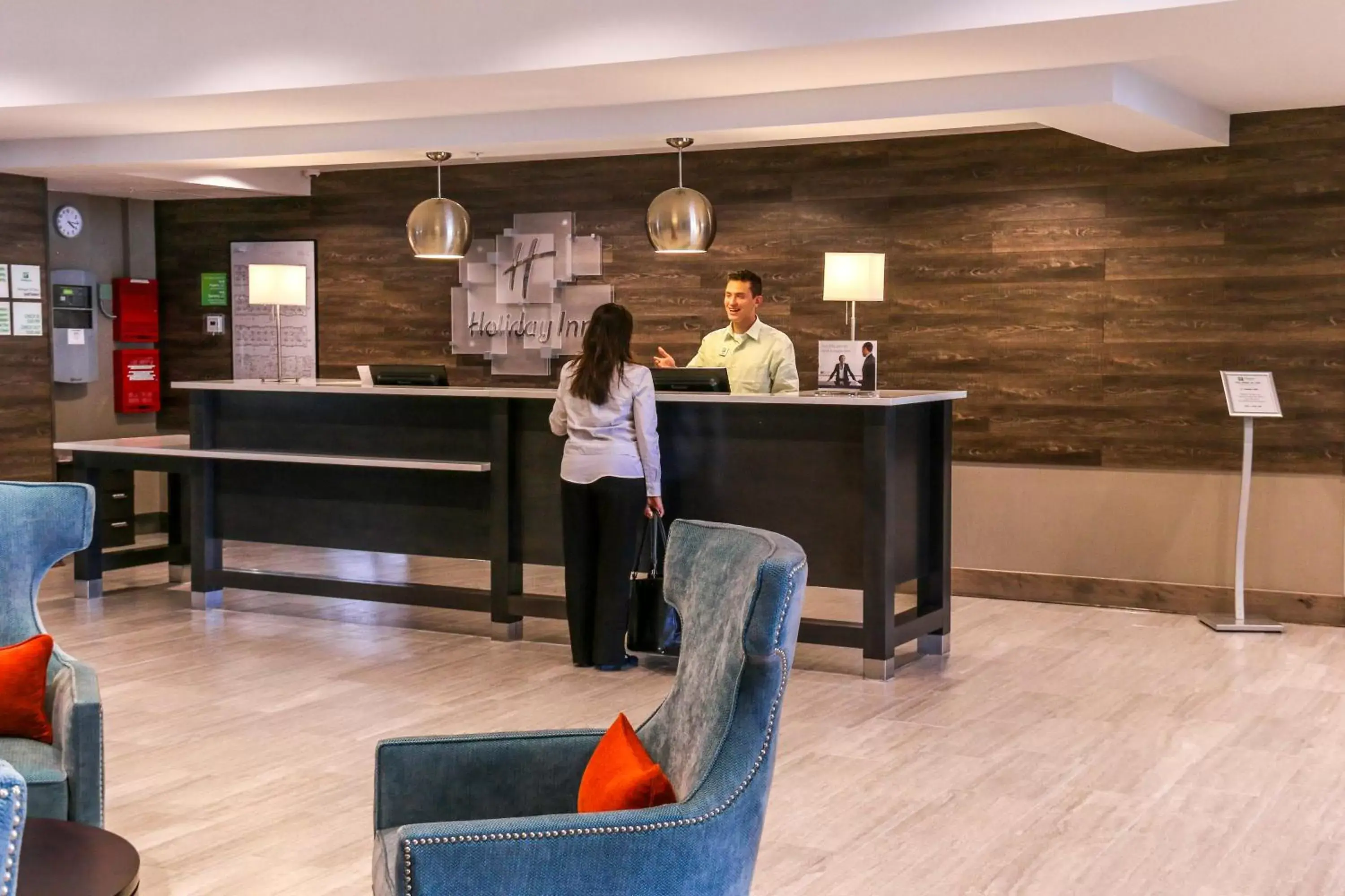 Lobby or reception in Holiday Inn Hotel & Suites Denver Tech Center-Centennial, an IHG Hotel