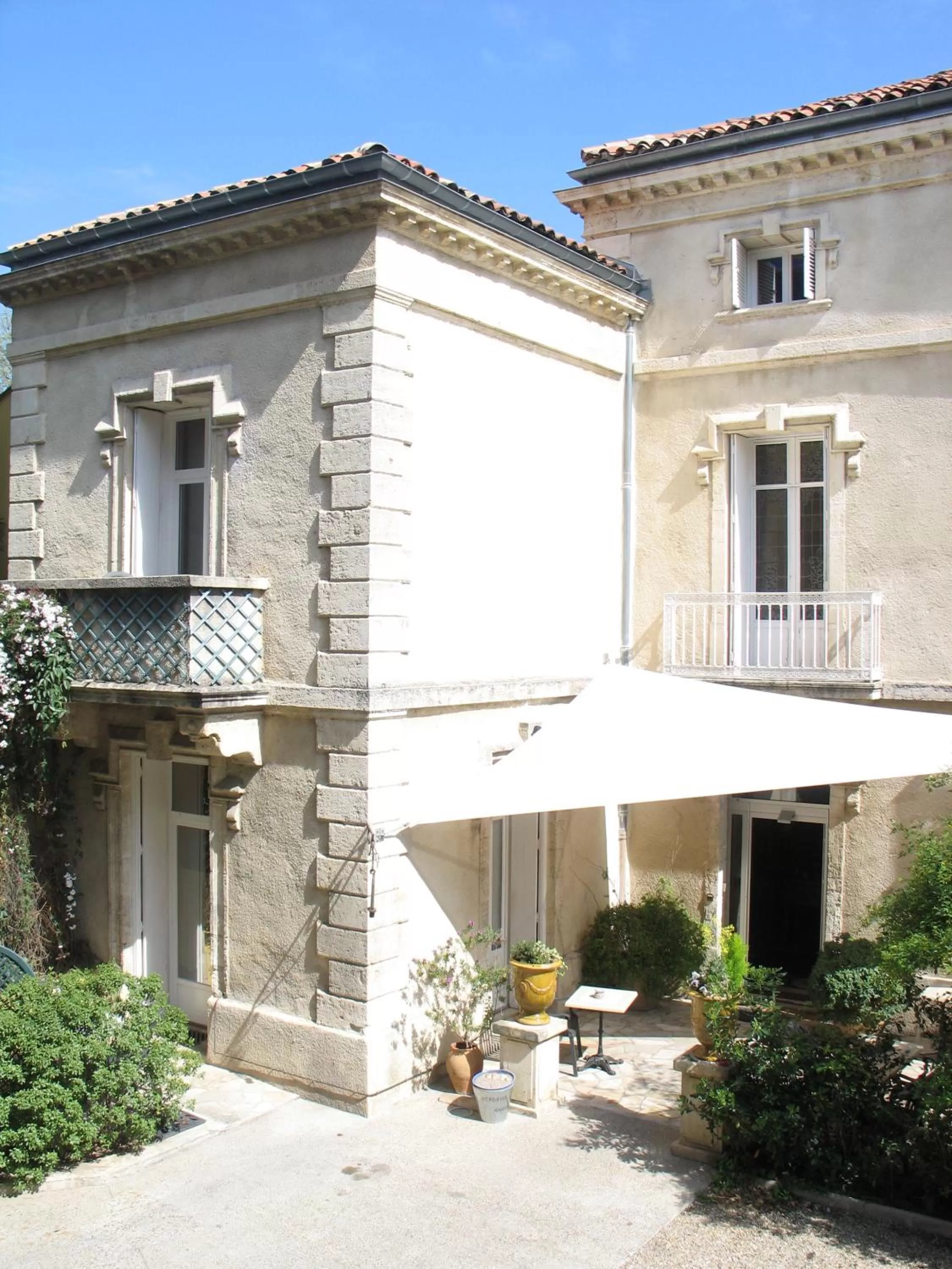 Property building in Hôtel du Parc