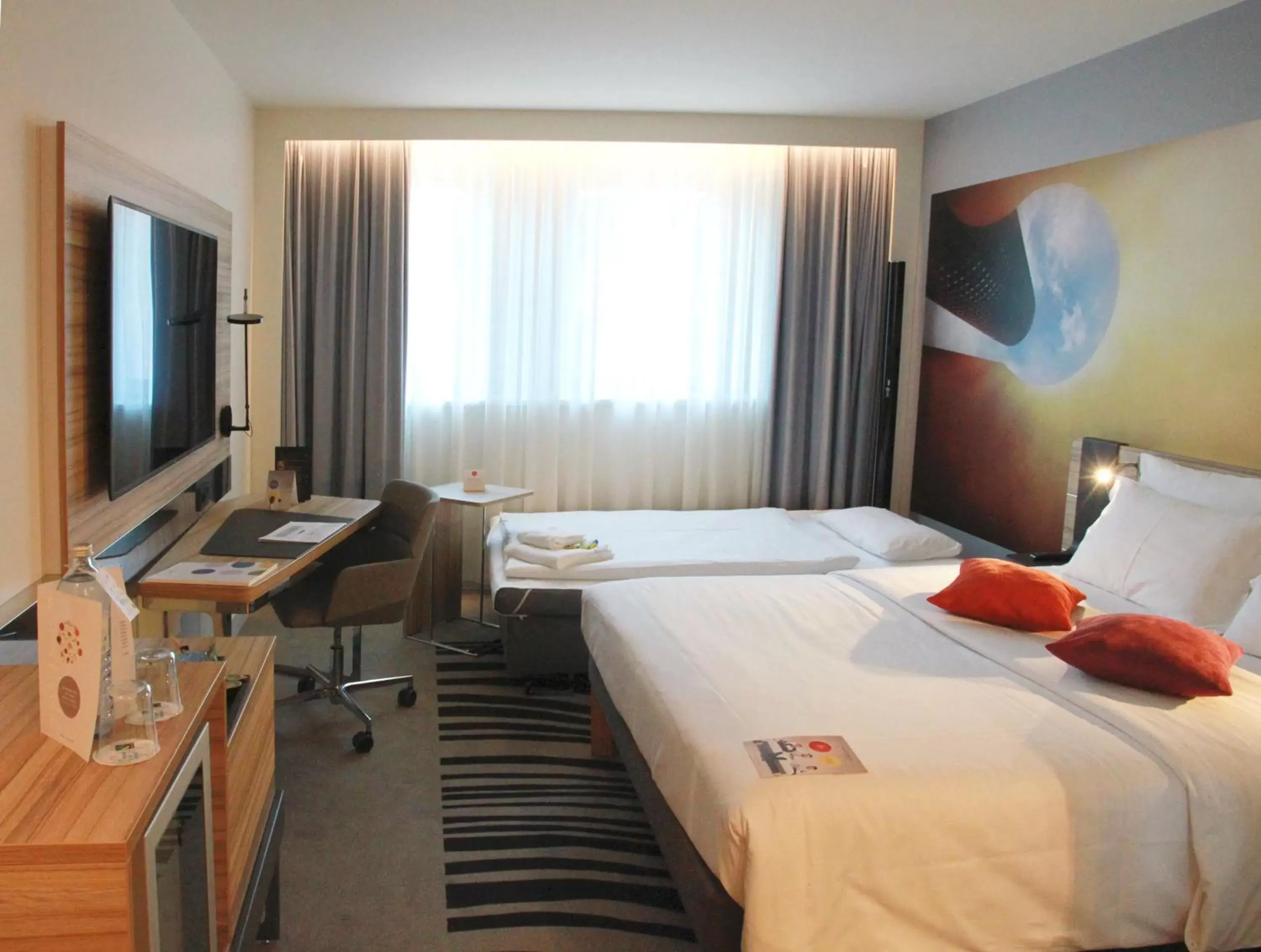 Bed in Novotel Wien City