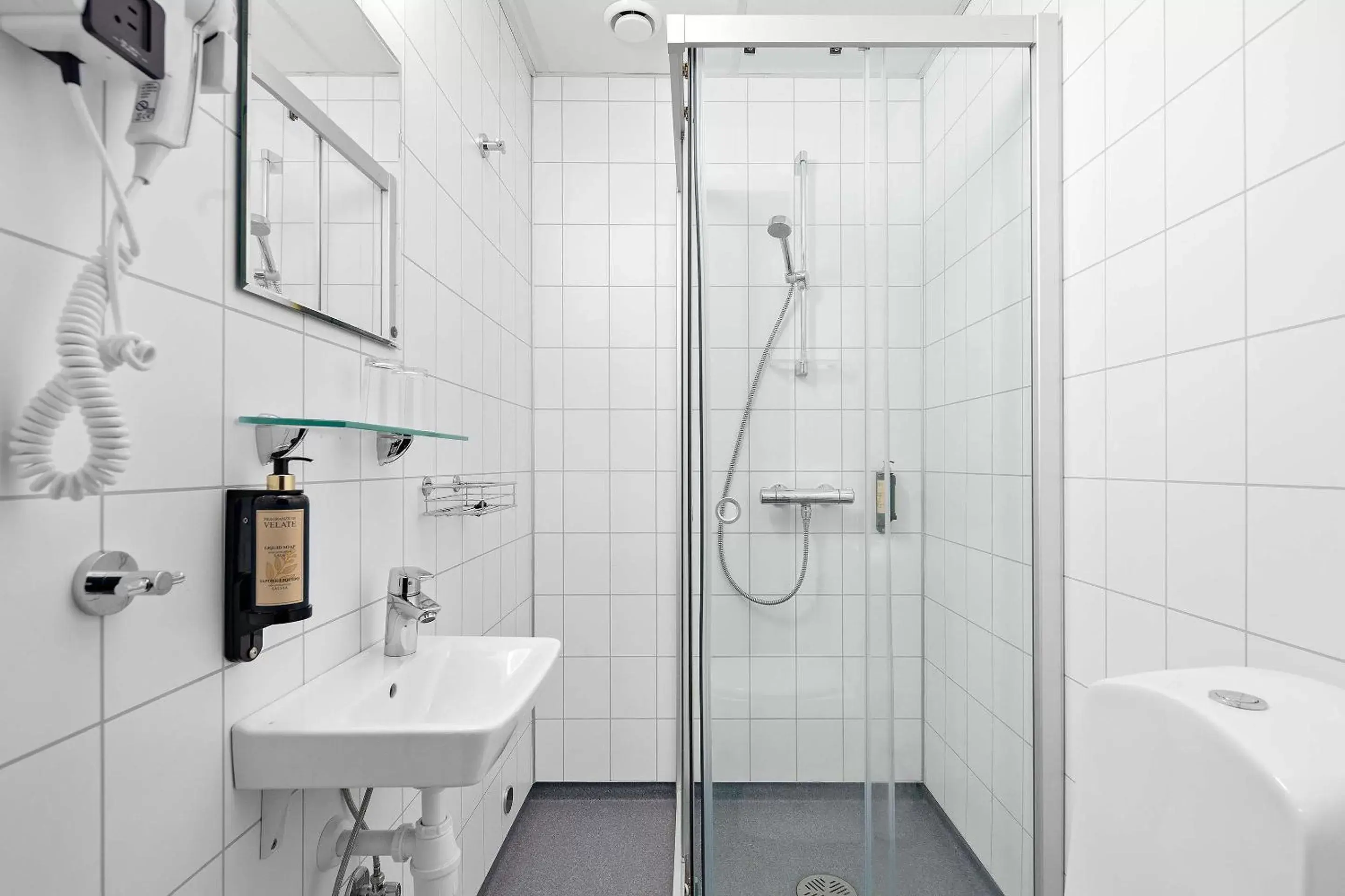 Bathroom in Sure Hotel by Best Western Trondheim Airport