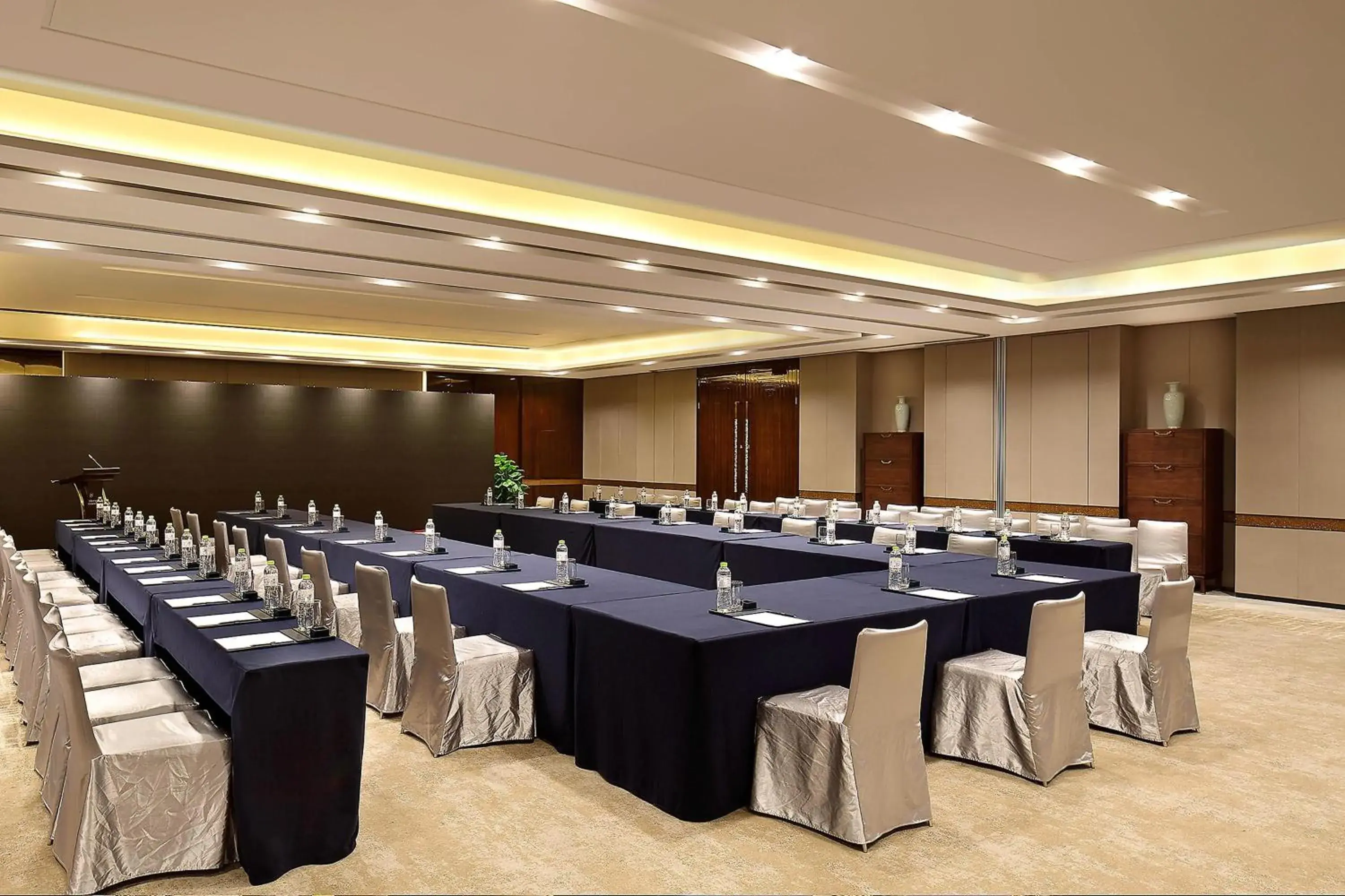 Meeting/conference room in Sheraton Grand Hangzhou Binjiang Hotel