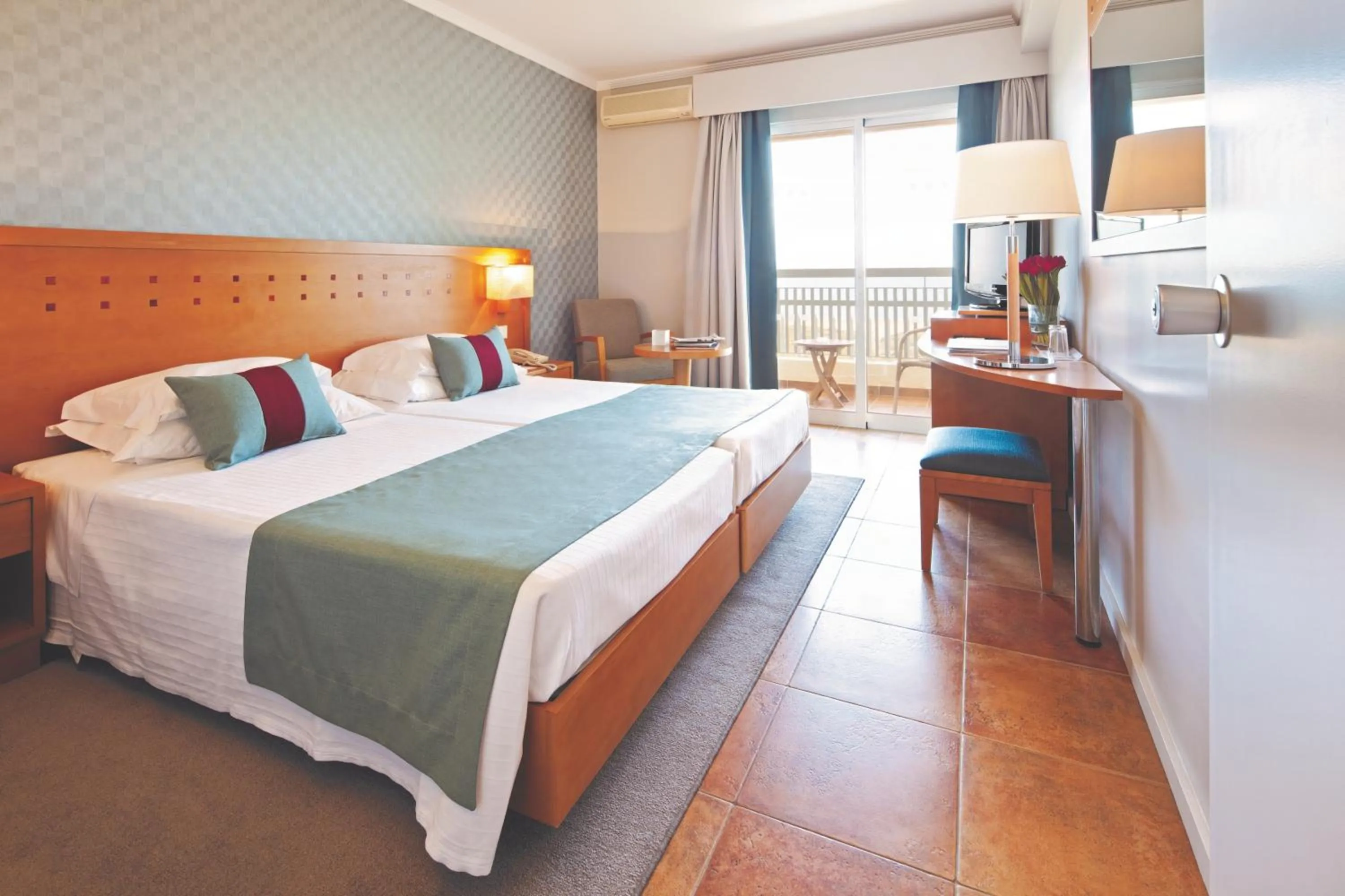 Standard Double or Twin Room with Sea View in OZADI Altura Beach Resort - Eurotel Altura