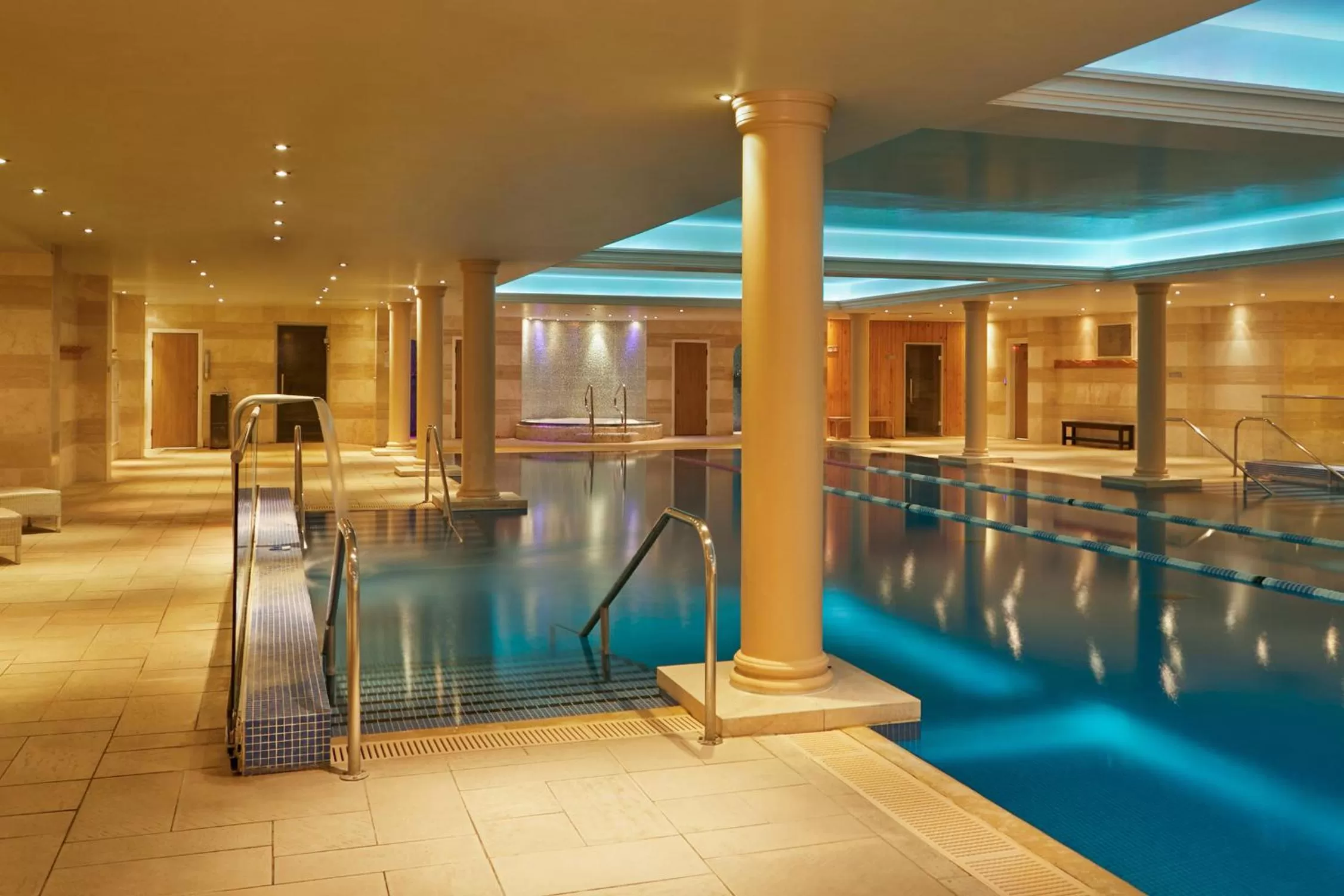 Swimming pool in Lion Quays Resort