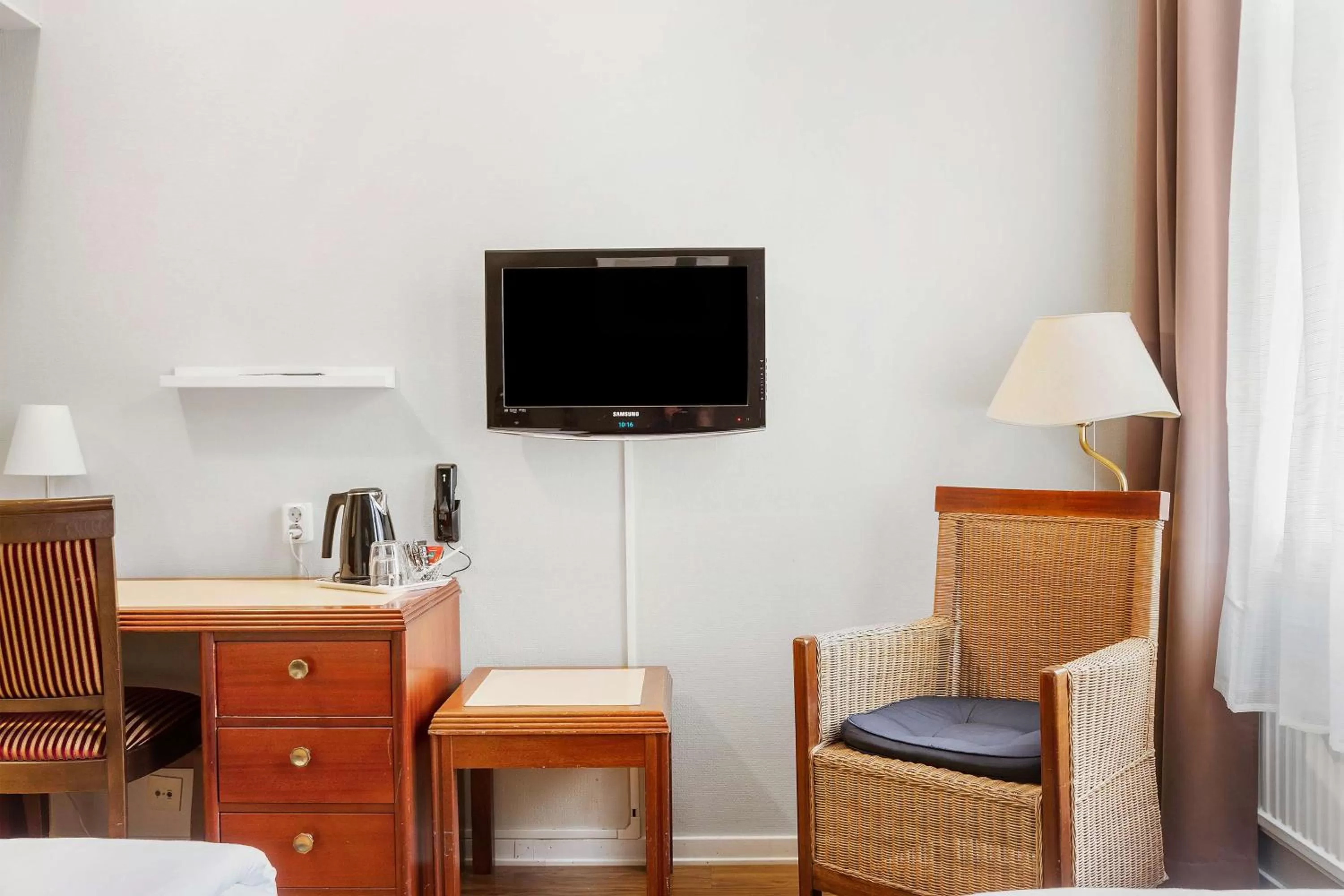 Bedroom in Best Western Tidbloms Hotel