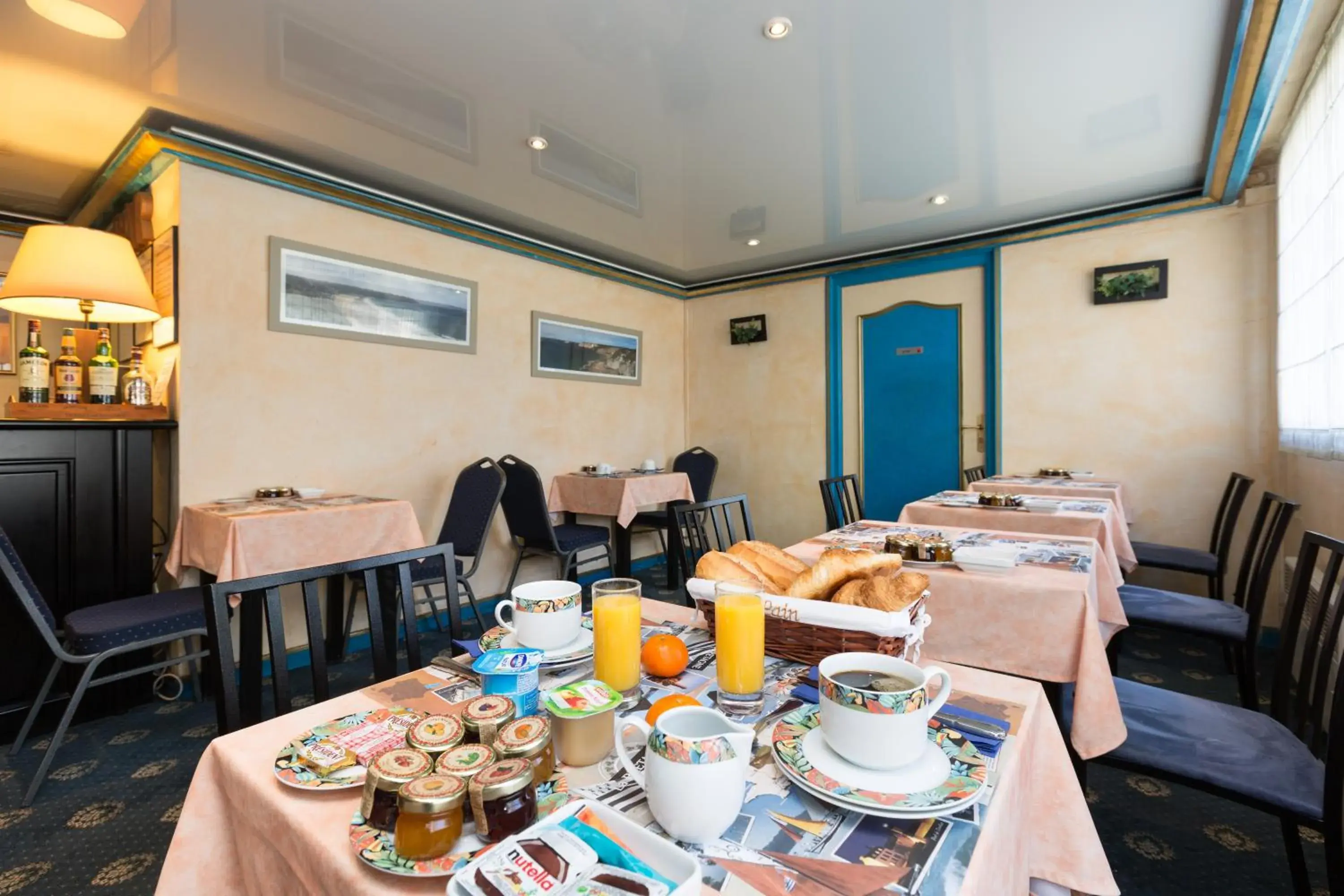 Continental breakfast, Restaurant/Places to Eat in Hotel De Clisson Saint Brieuc