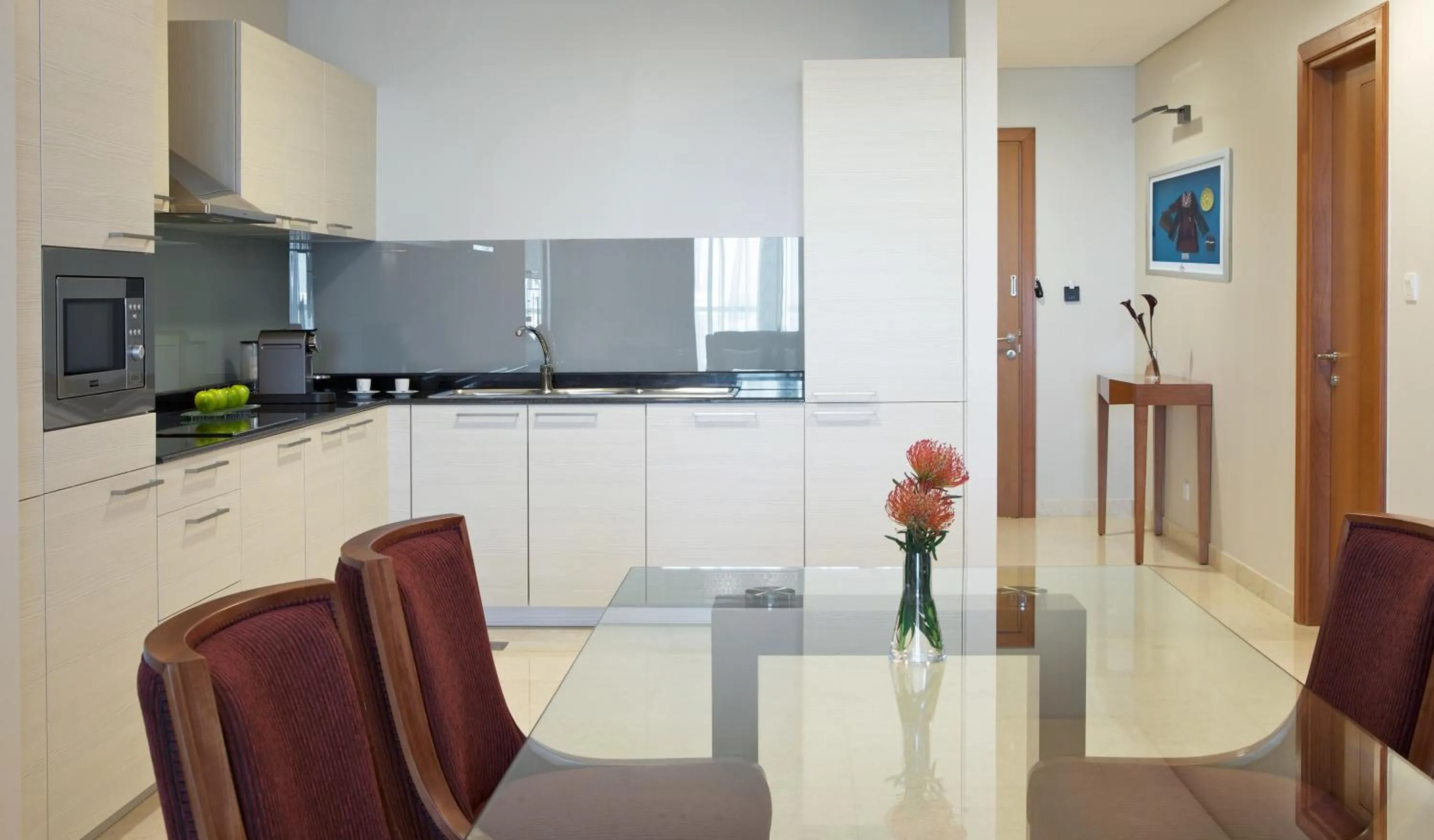 Kitchen or kitchenette in Millennium Executive Apartments Muscat