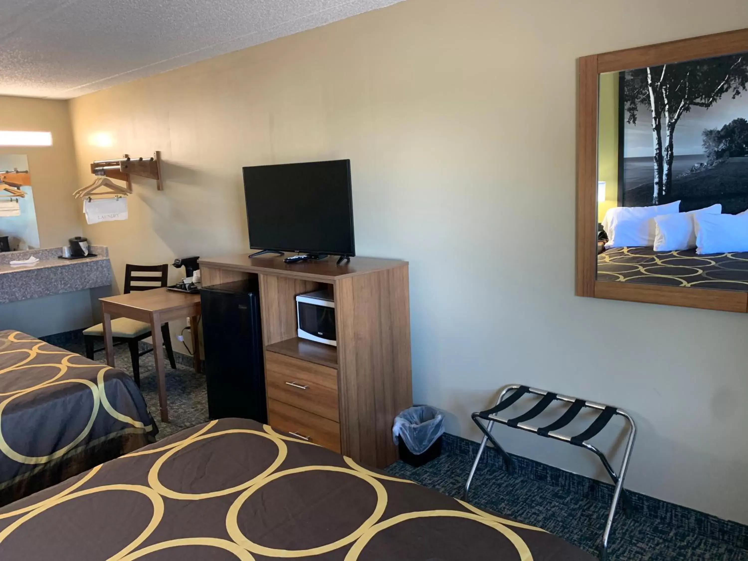 TV/Entertainment Center in Super 8 by Wyndham Petoskey