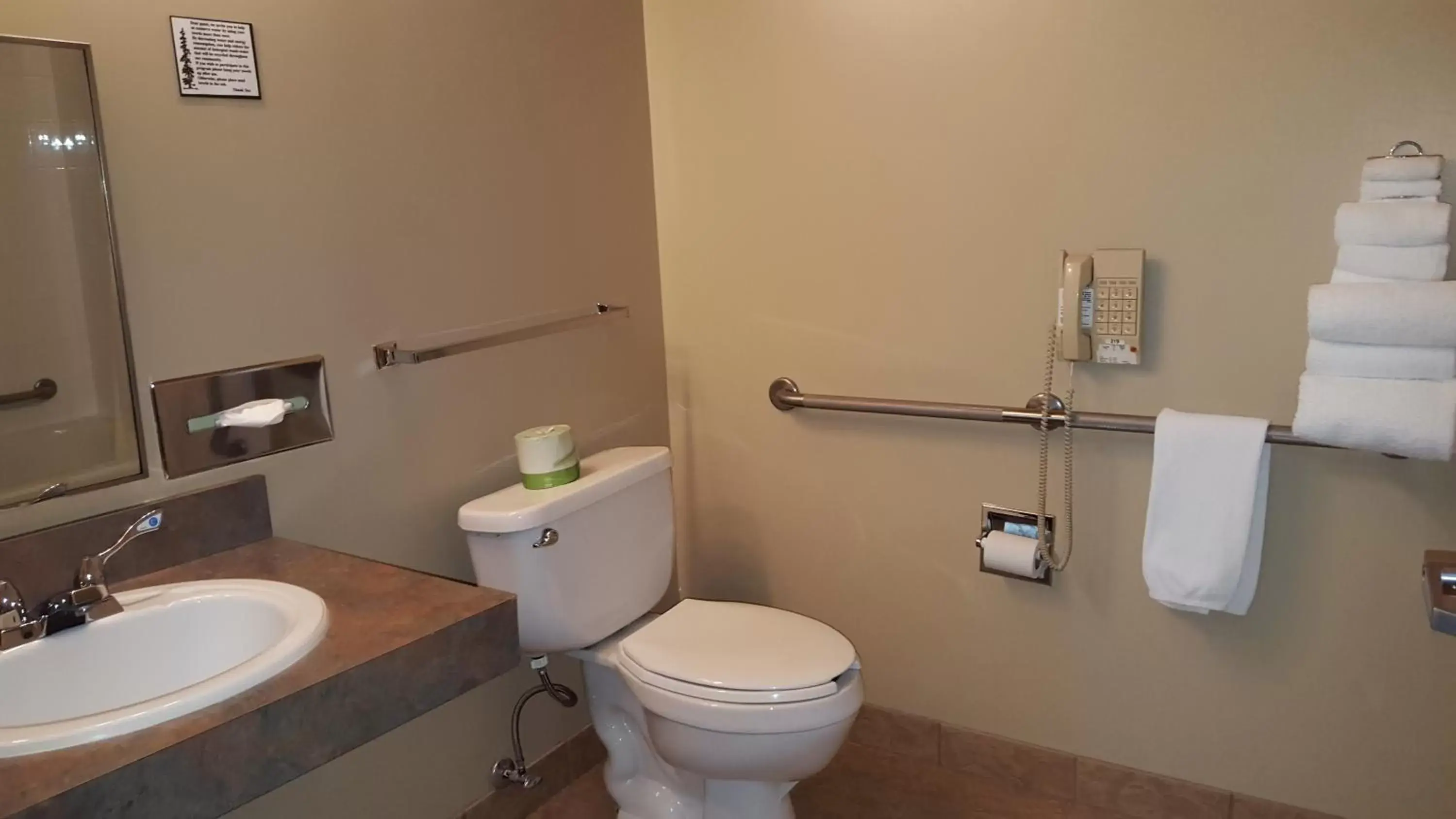 Toilet, Bathroom in Super 8 by Wyndham Pincher Creek AB