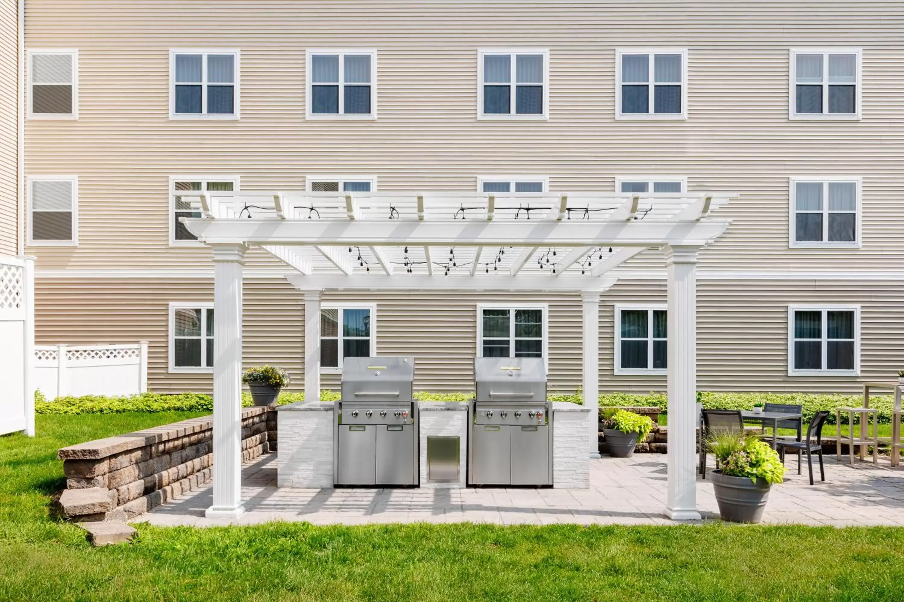 BBQ facilities, Property Building in Homewood Suites by Hilton Portsmouth