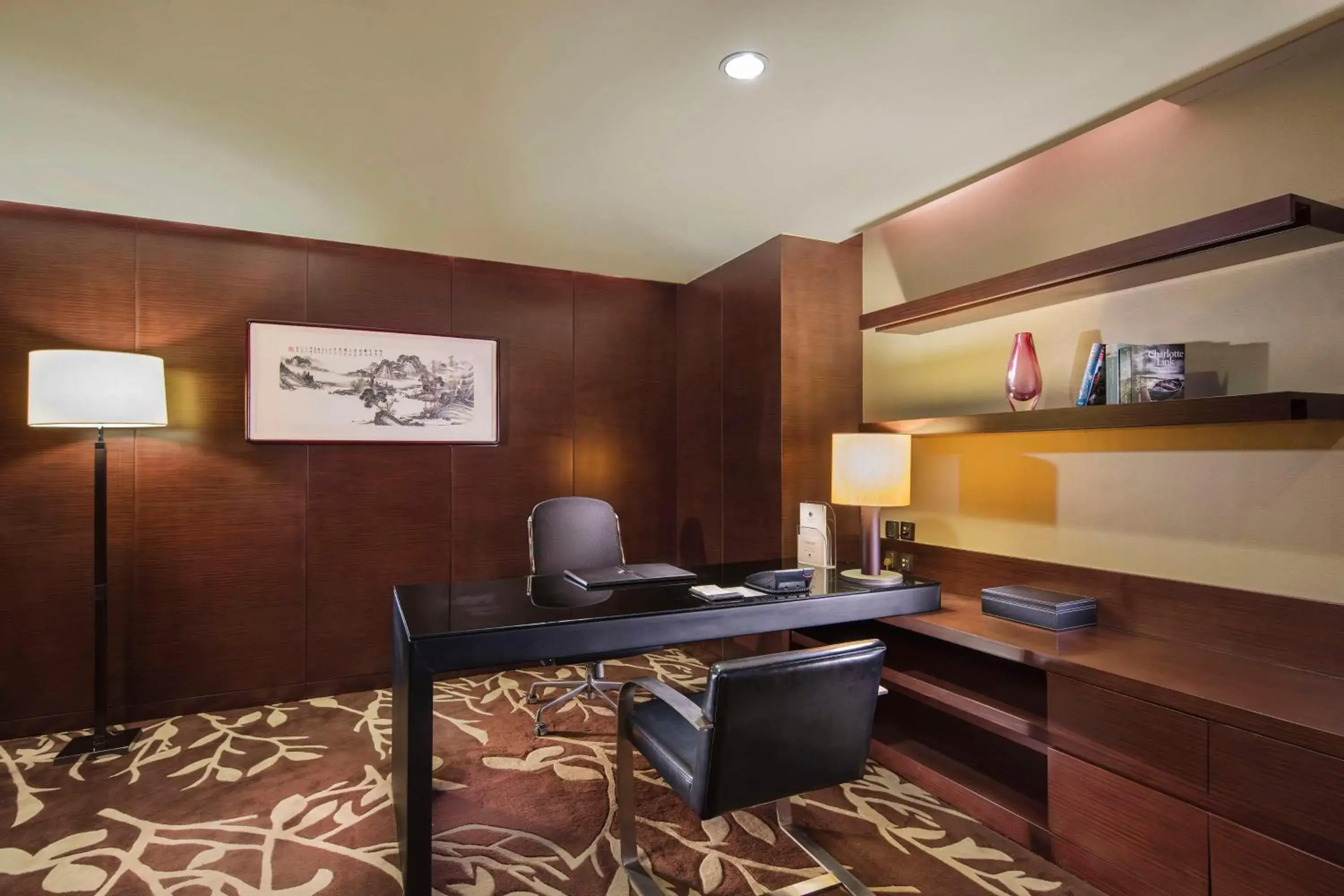 Bedroom in DoubleTree By Hilton Shenyang Hotel