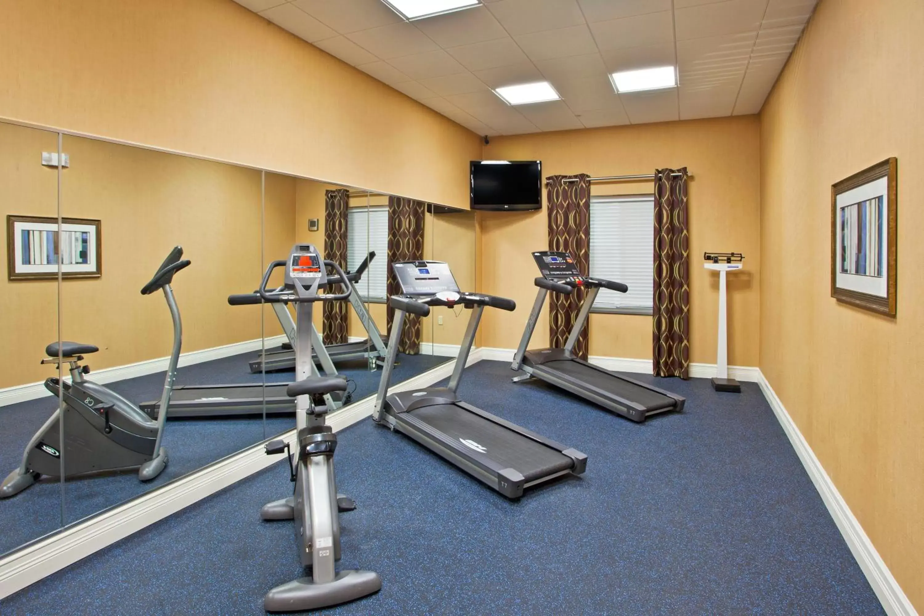 Fitness centre/facilities, Fitness Center/Facilities in Holiday Inn Express and Suites Saint Augustine North, an IHG Hotel