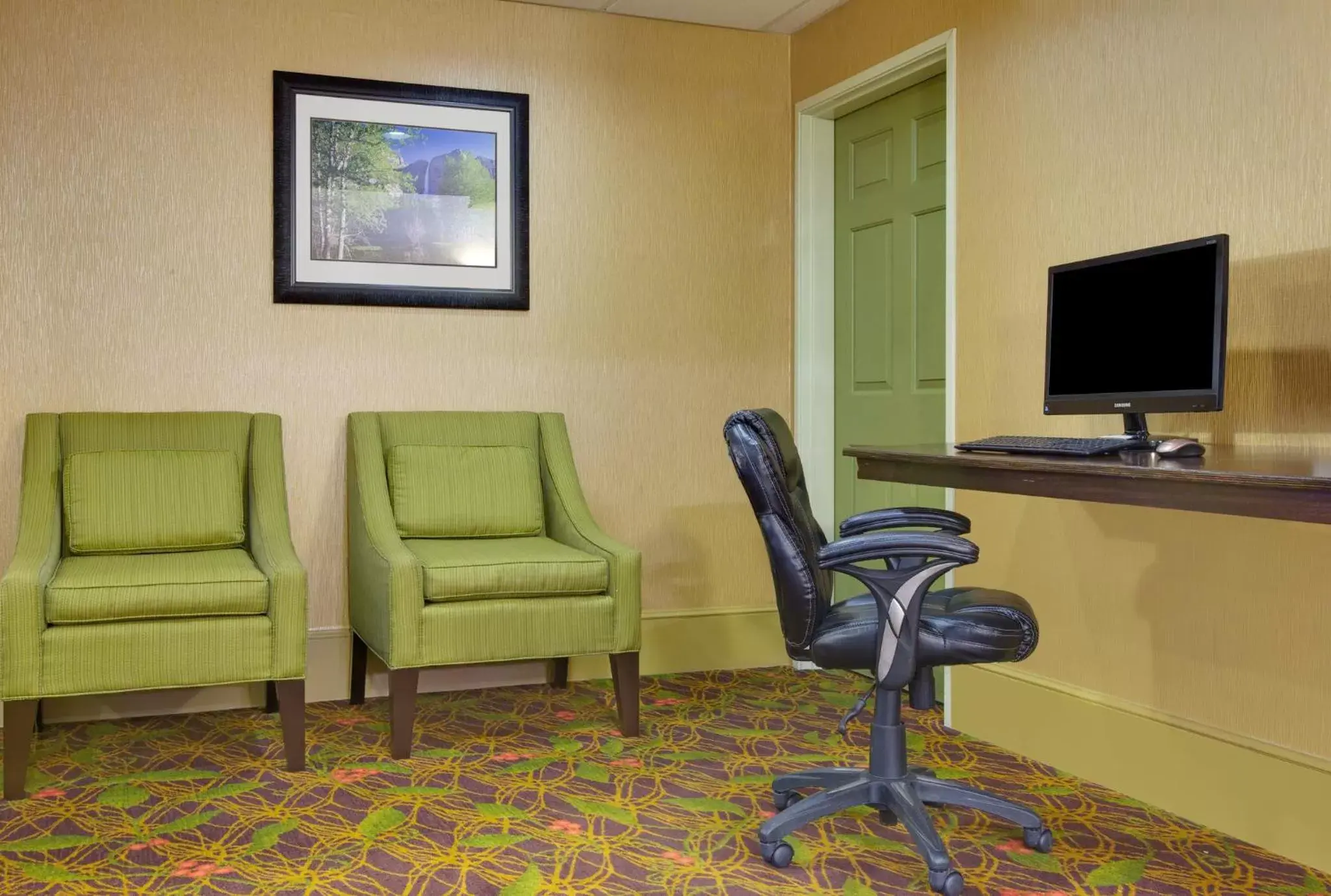 Other, Seating Area in Holiday Inn Express Oakdale, an IHG Hotel