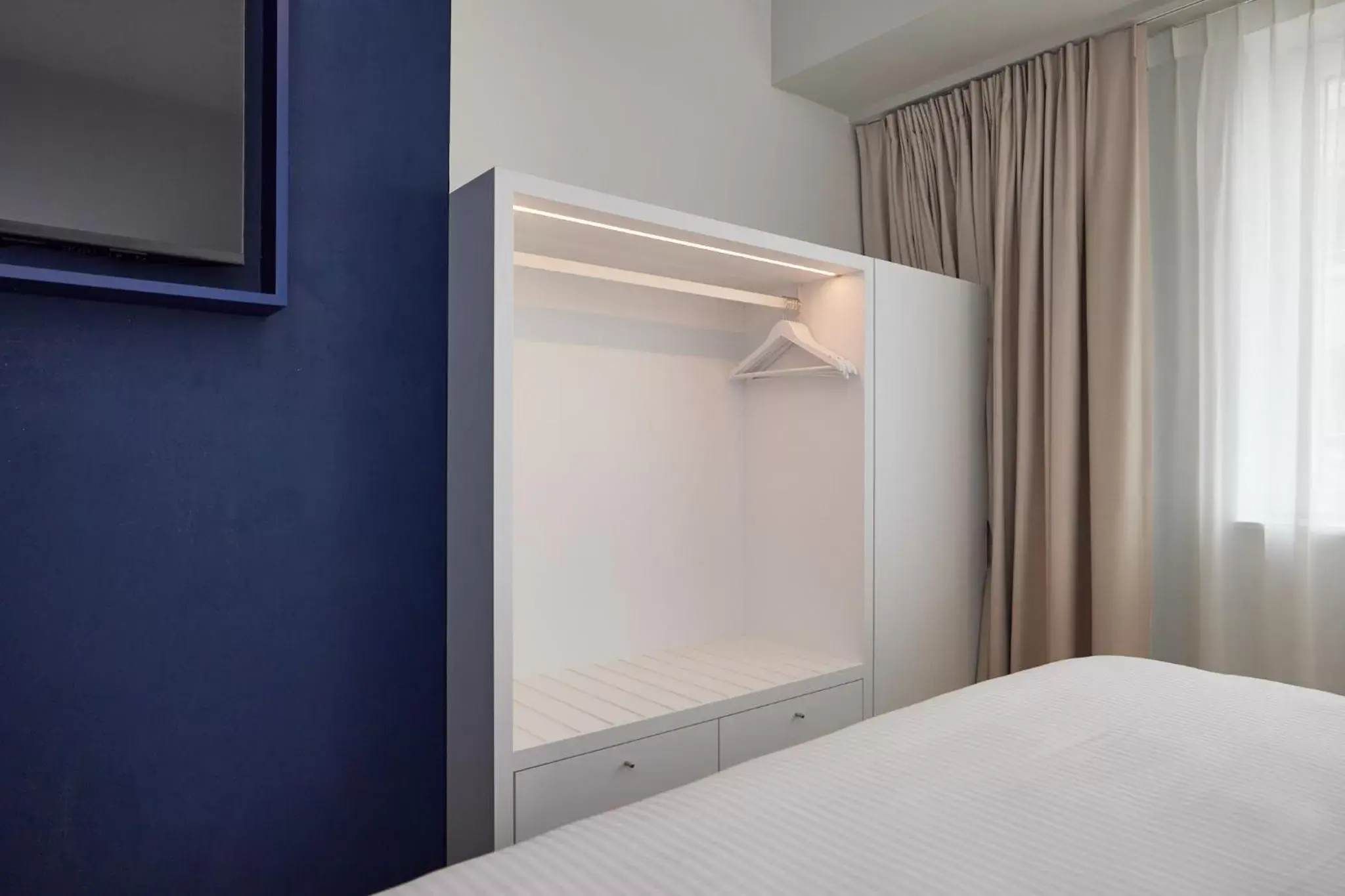 Bedroom, Bed in C-Hotels Burlington
