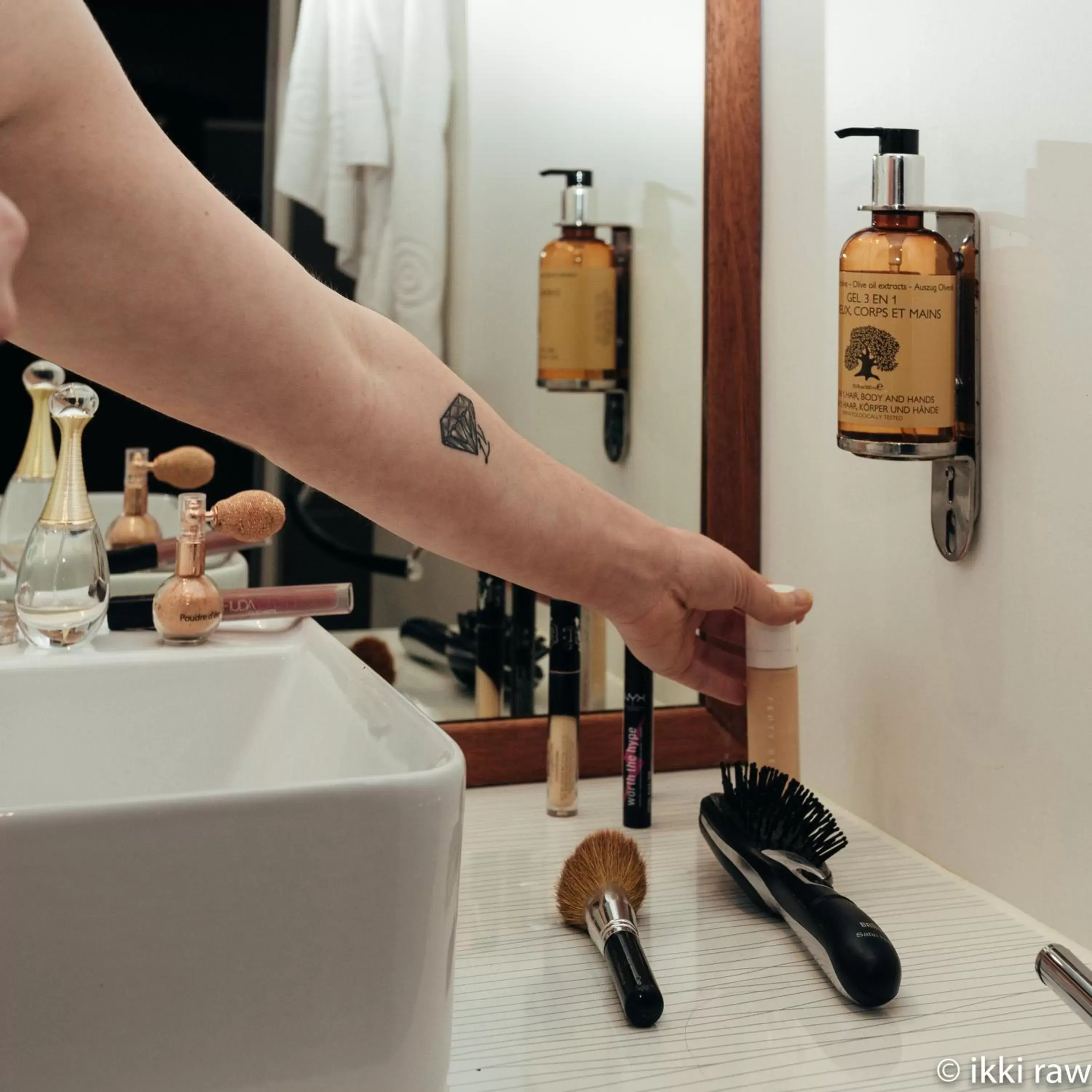 Bathroom in Hotel Libera Caen Colombelles