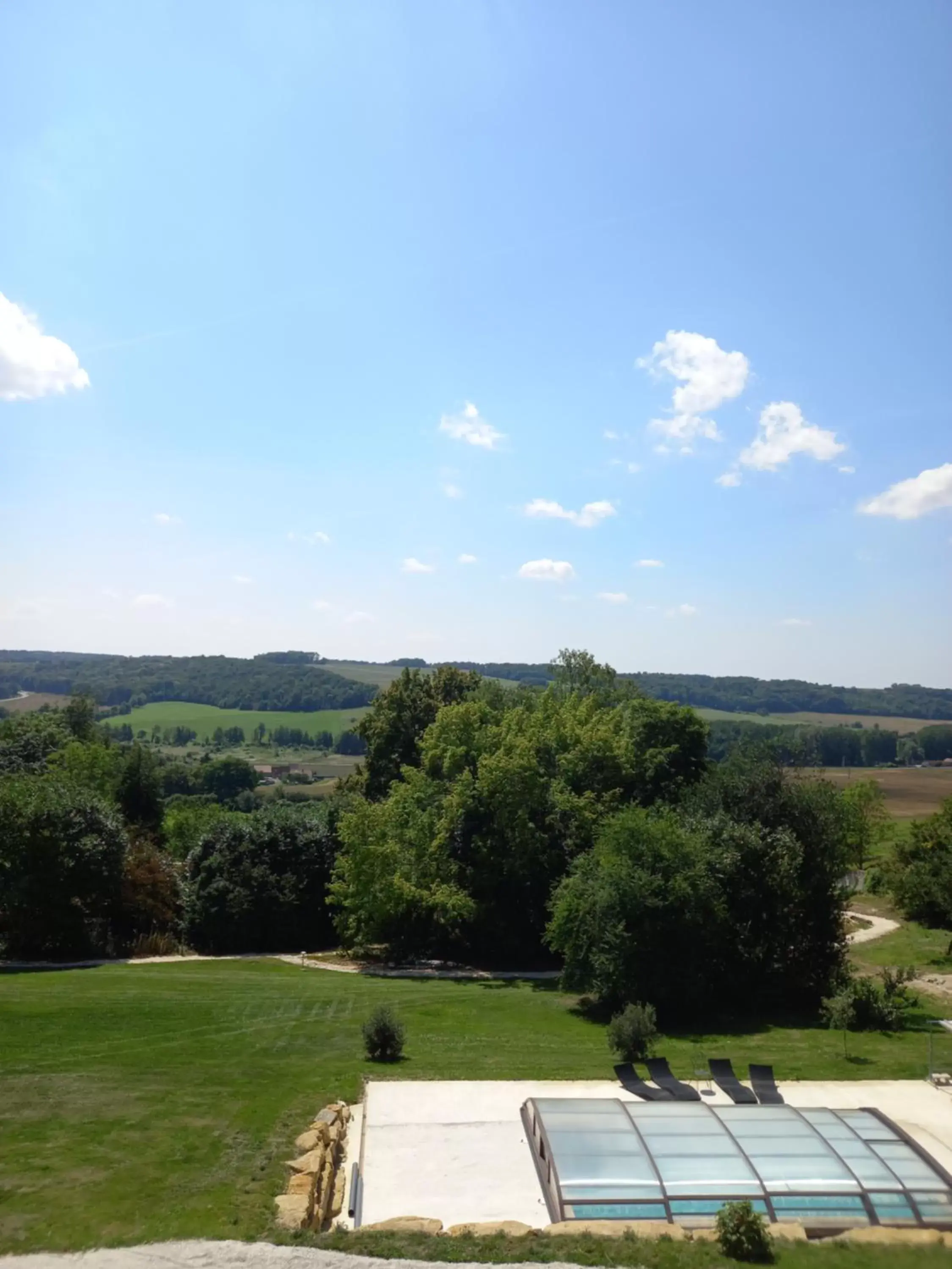 Swimming pool in Demeure de la Garenne