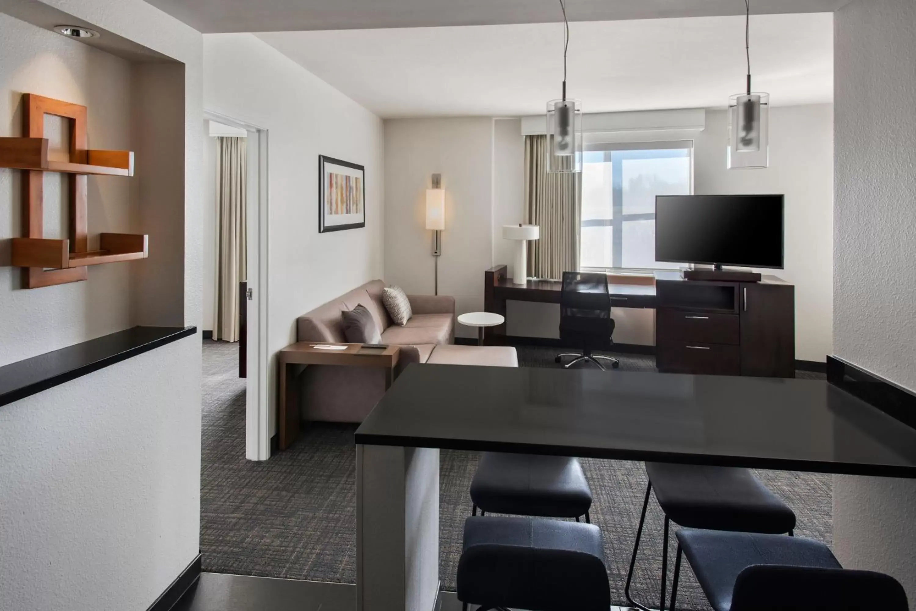 Photo of the whole room, Seating Area in Residence Inn by Marriott Fairfax City