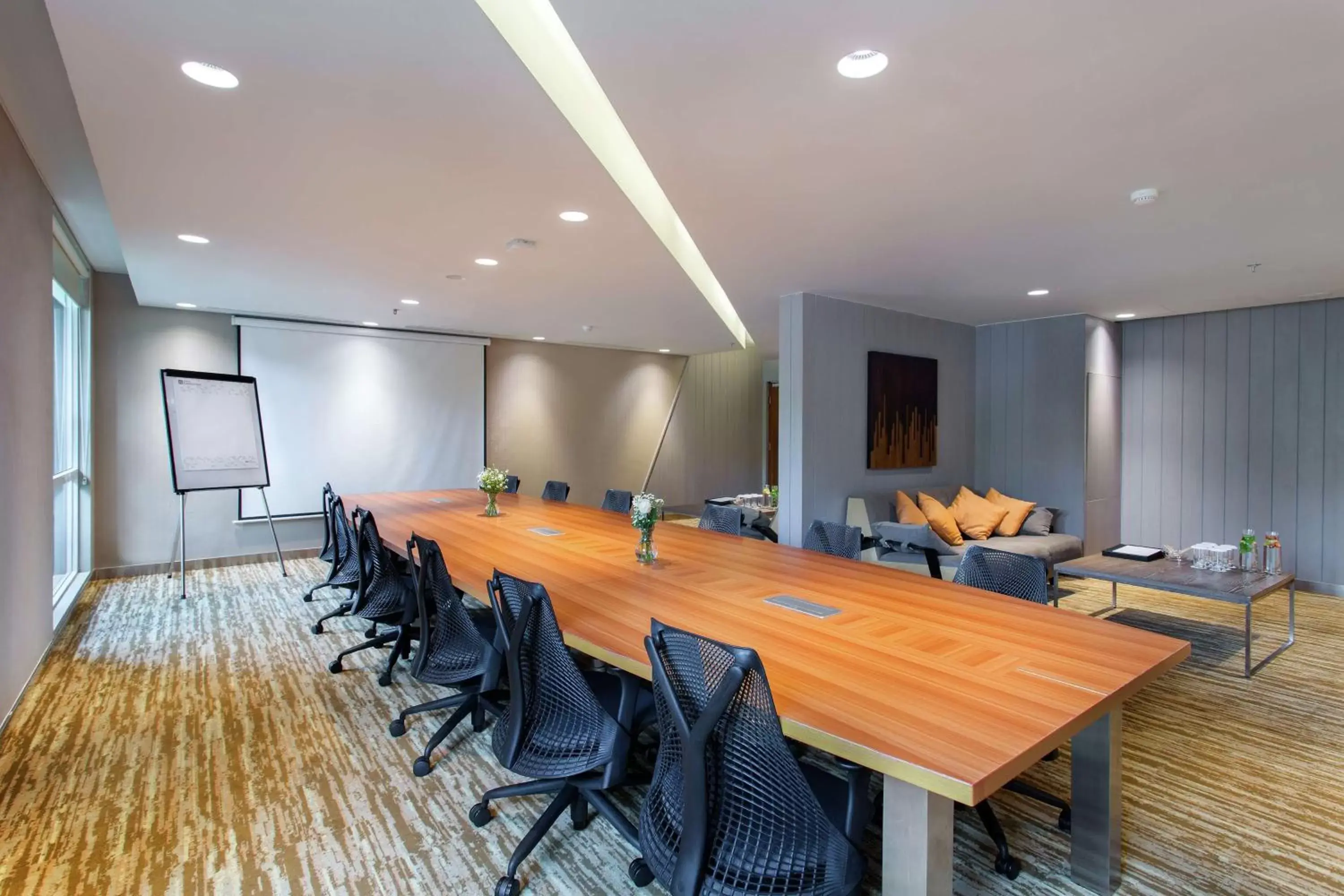 Meeting/conference room in Hilton Garden Inn Bali Ngurah Rai Airport