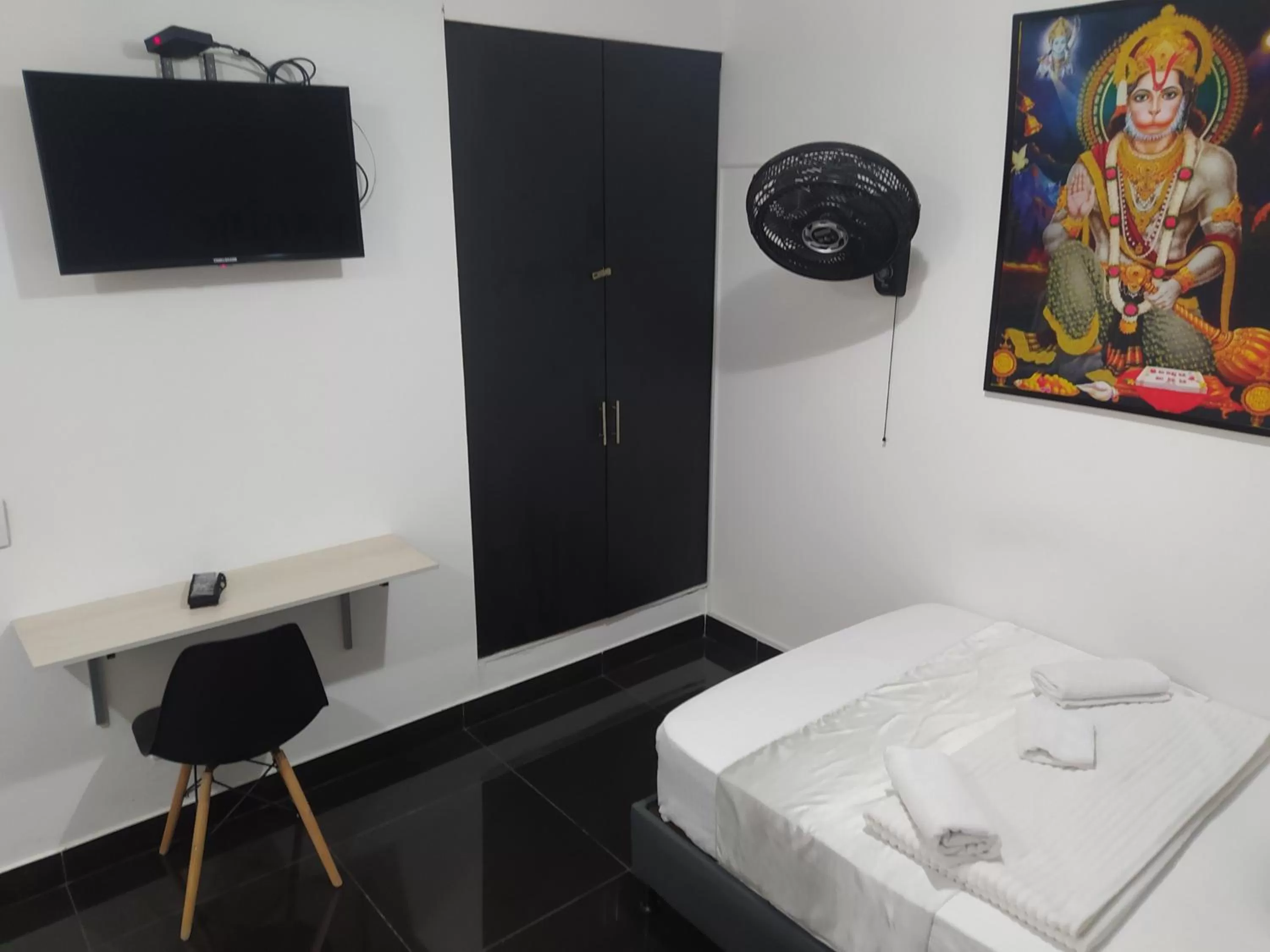 TV and multimedia, Bed in Hotel Aura Medellin