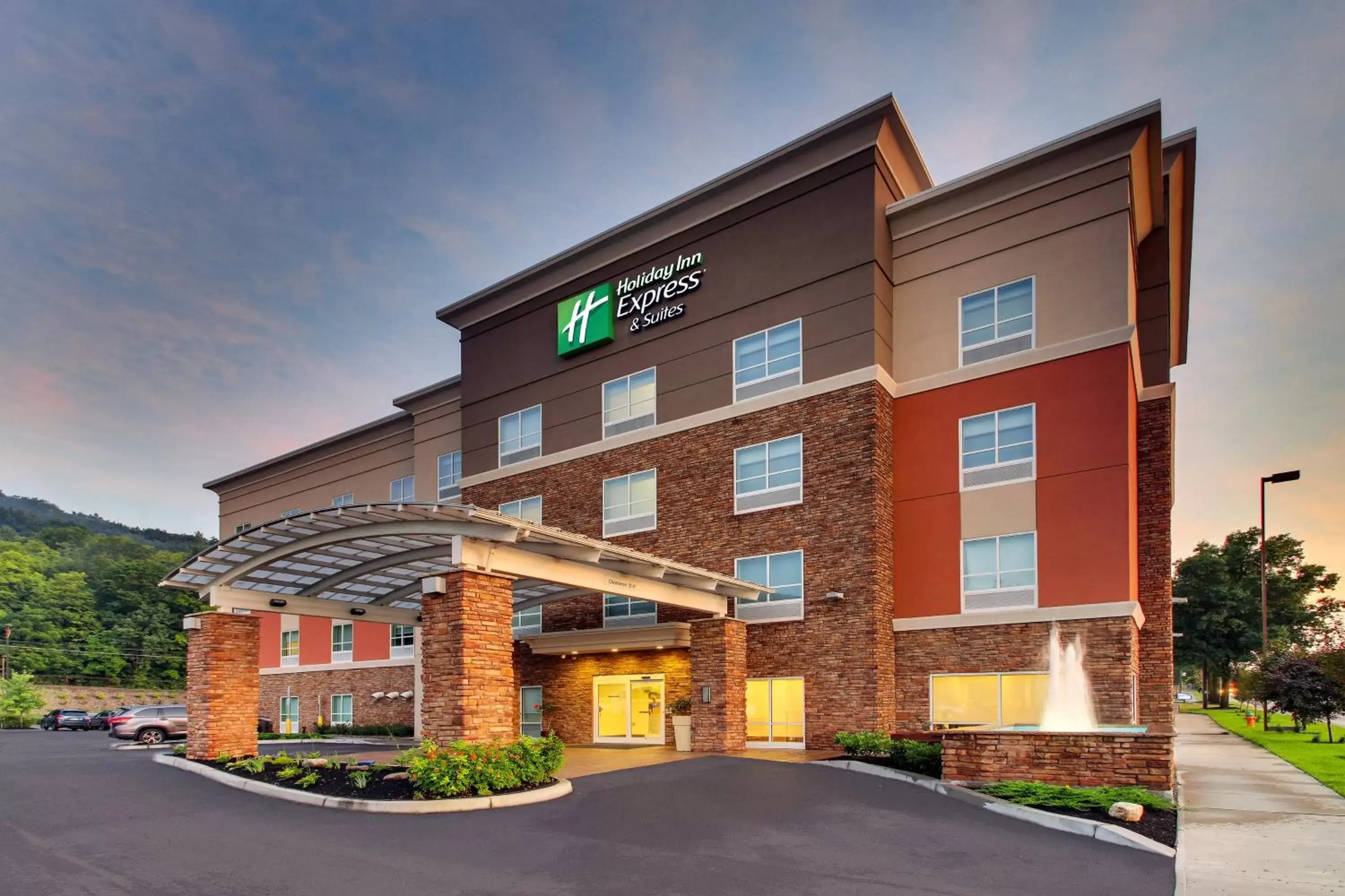 Property building in Holiday Inn Express & Suites - Ithaca, an IHG Hotel