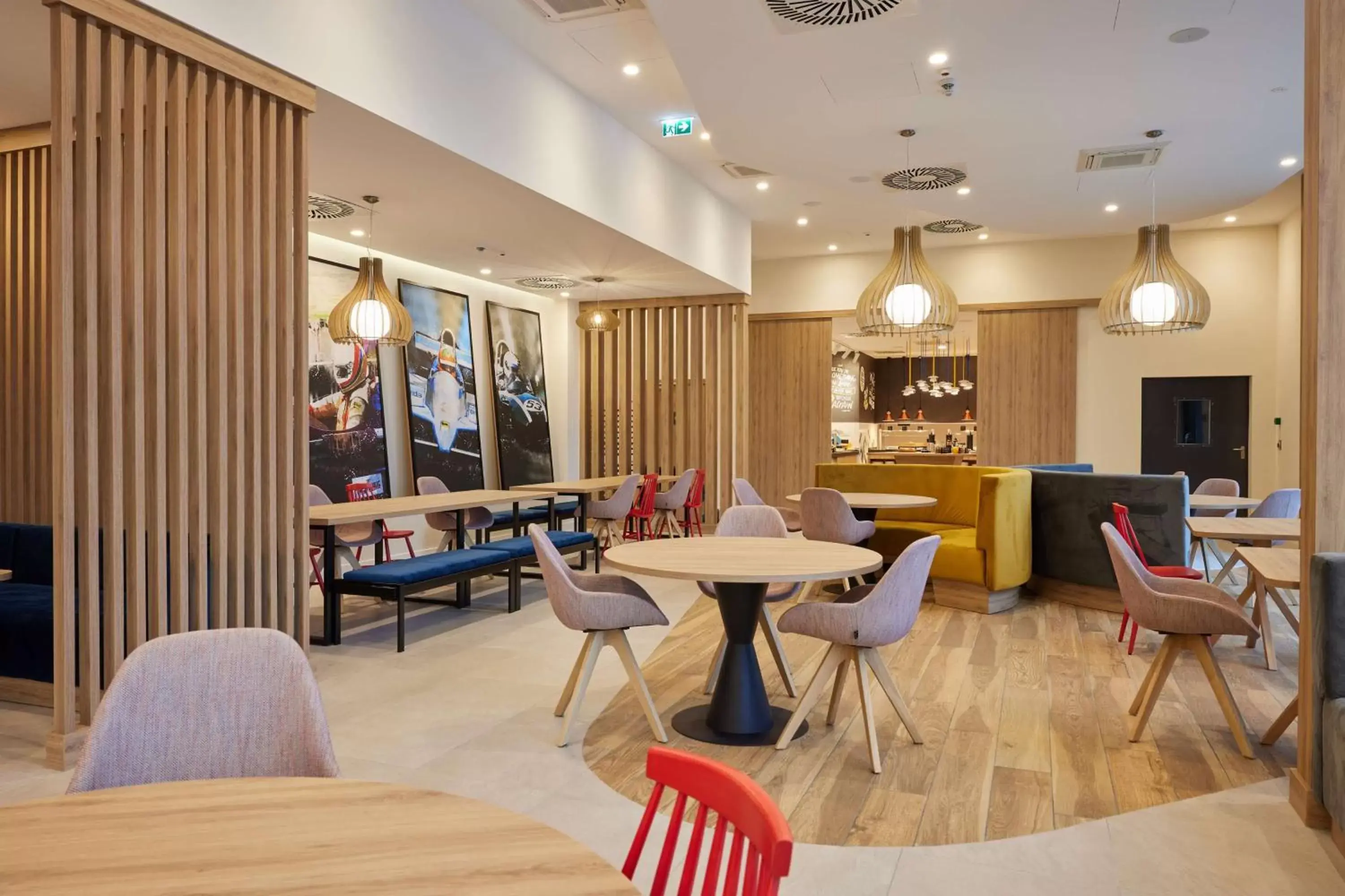 Lobby or reception, Restaurant/Places to Eat in Hampton By Hilton Poznan Swarzedz