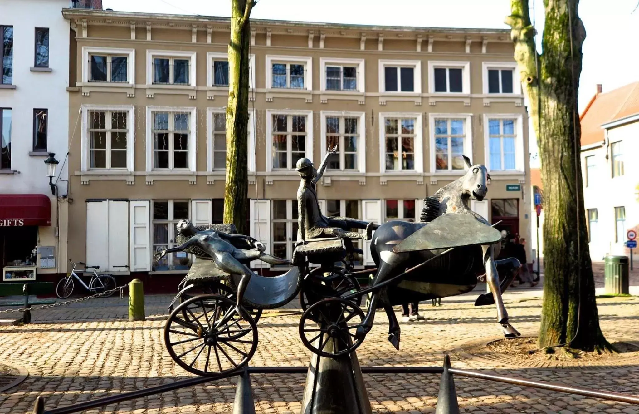 Lake Suites Lake Suites