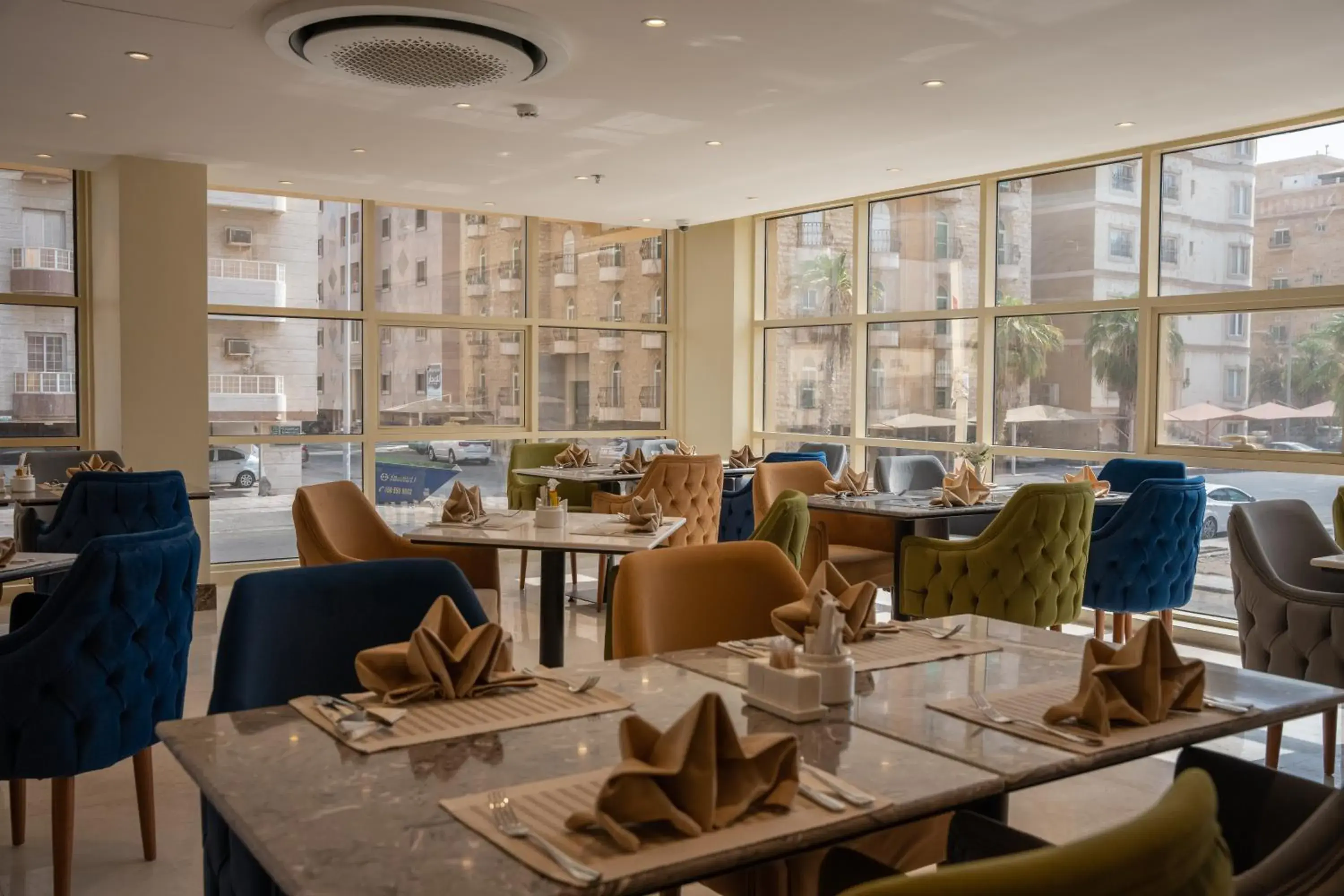 Restaurant/places to eat in Rosemond Al Hamra Restaurant/places to eat in Rosemond Al Hamra