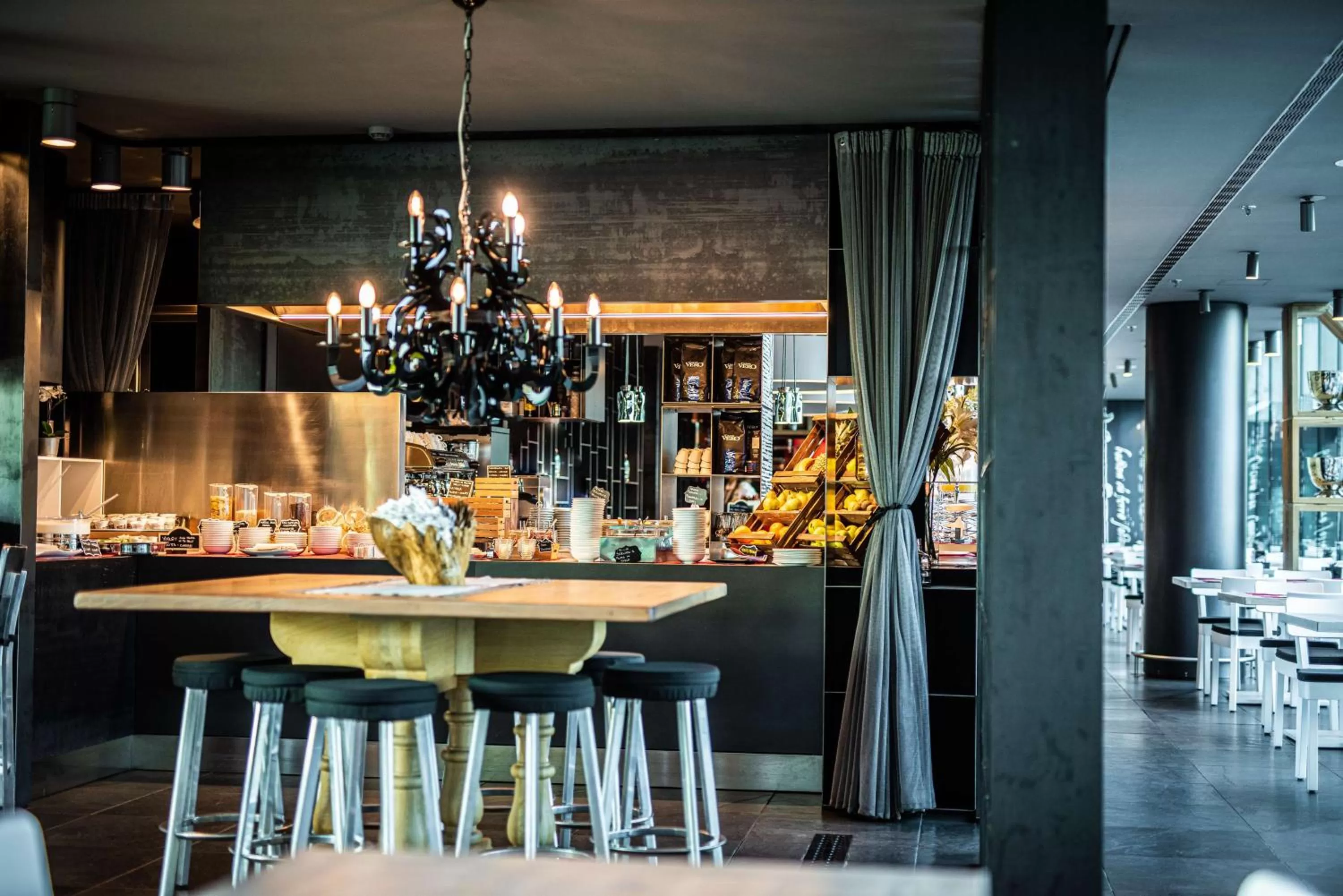 Restaurant/places to eat in Best Western Plus Net Tower Hotel Padova