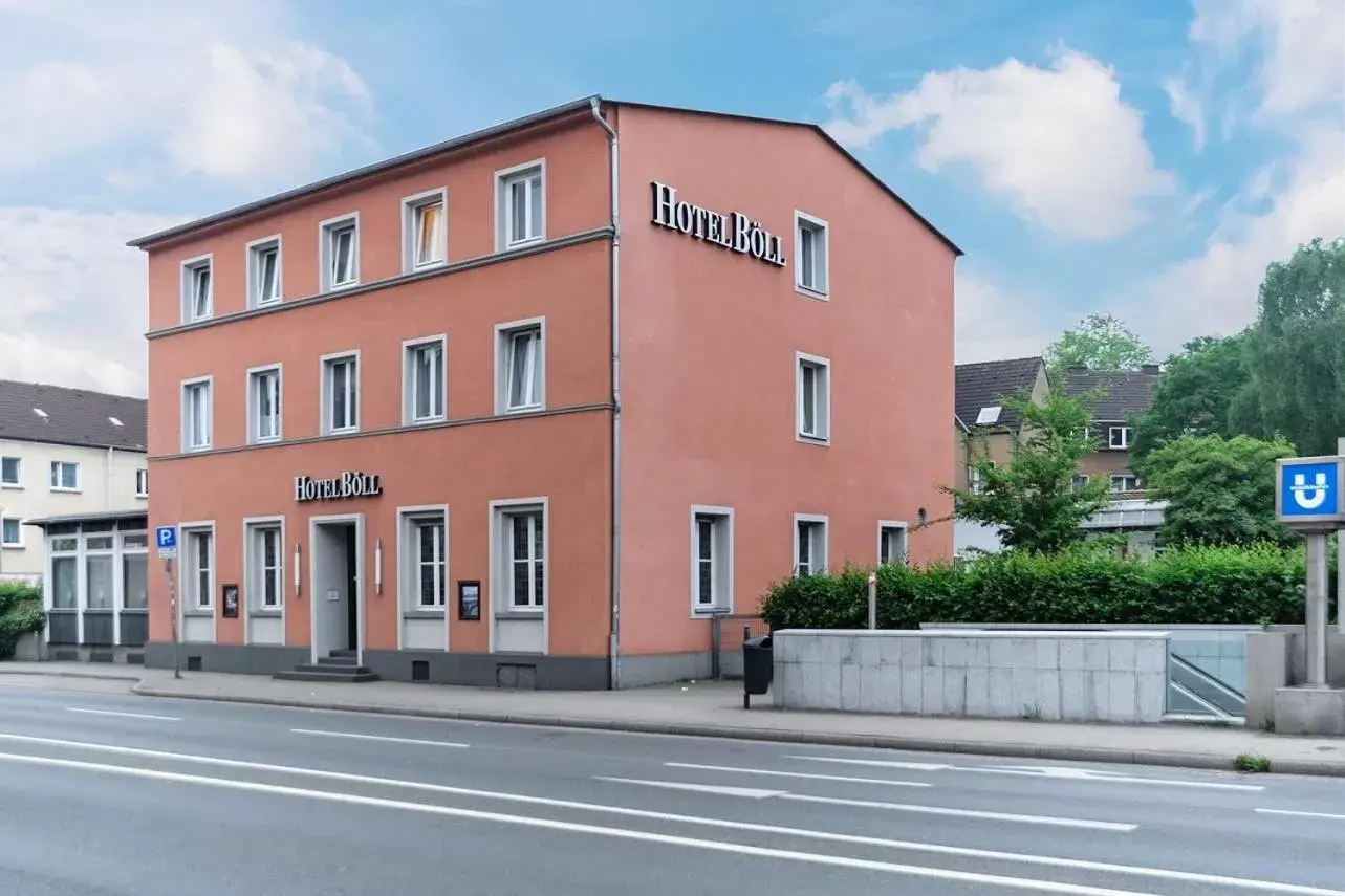 Facade/entrance in Hotel Böll Essen