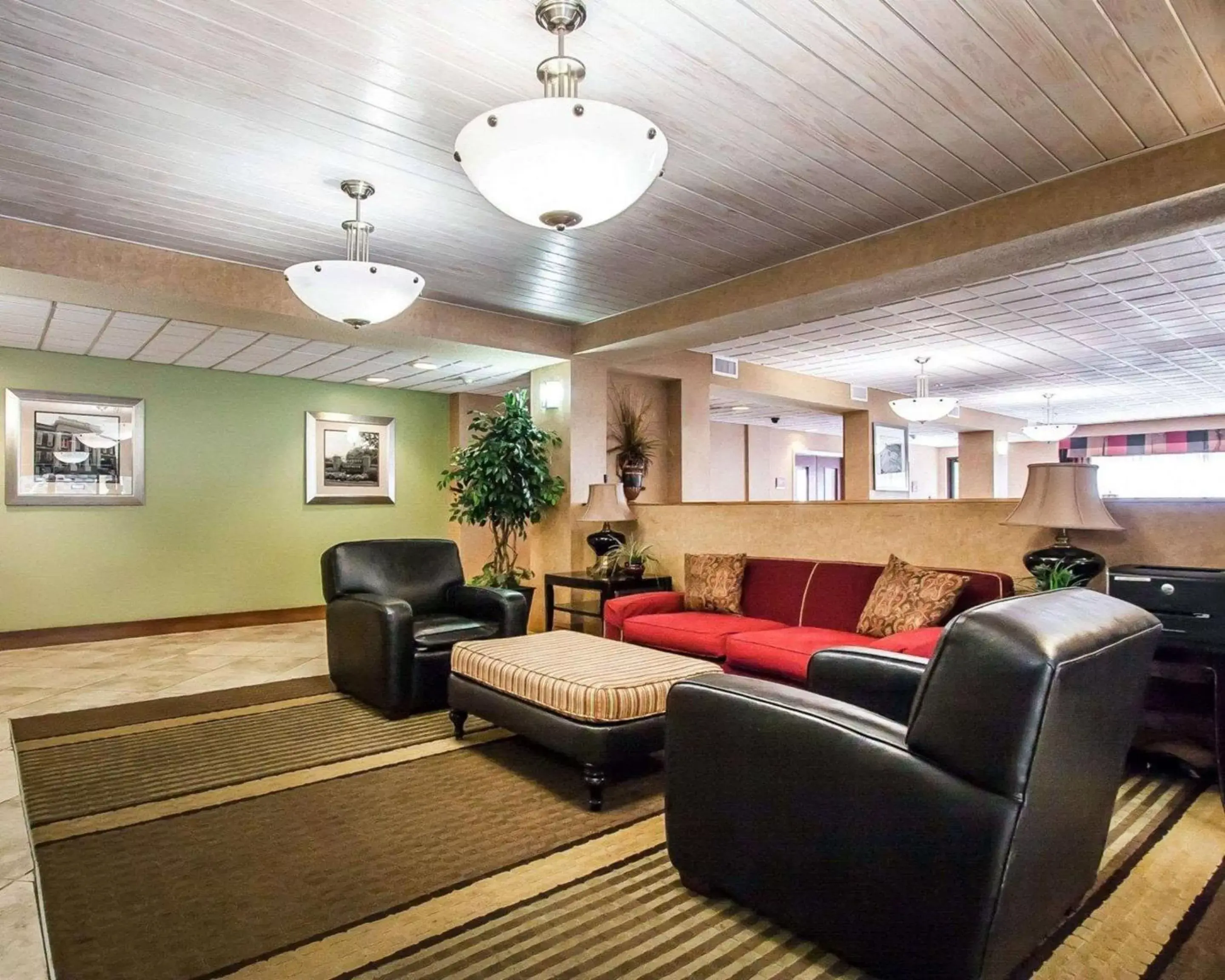 Lobby or reception, Seating Area in Sleep Inn & Suites Hattiesburg