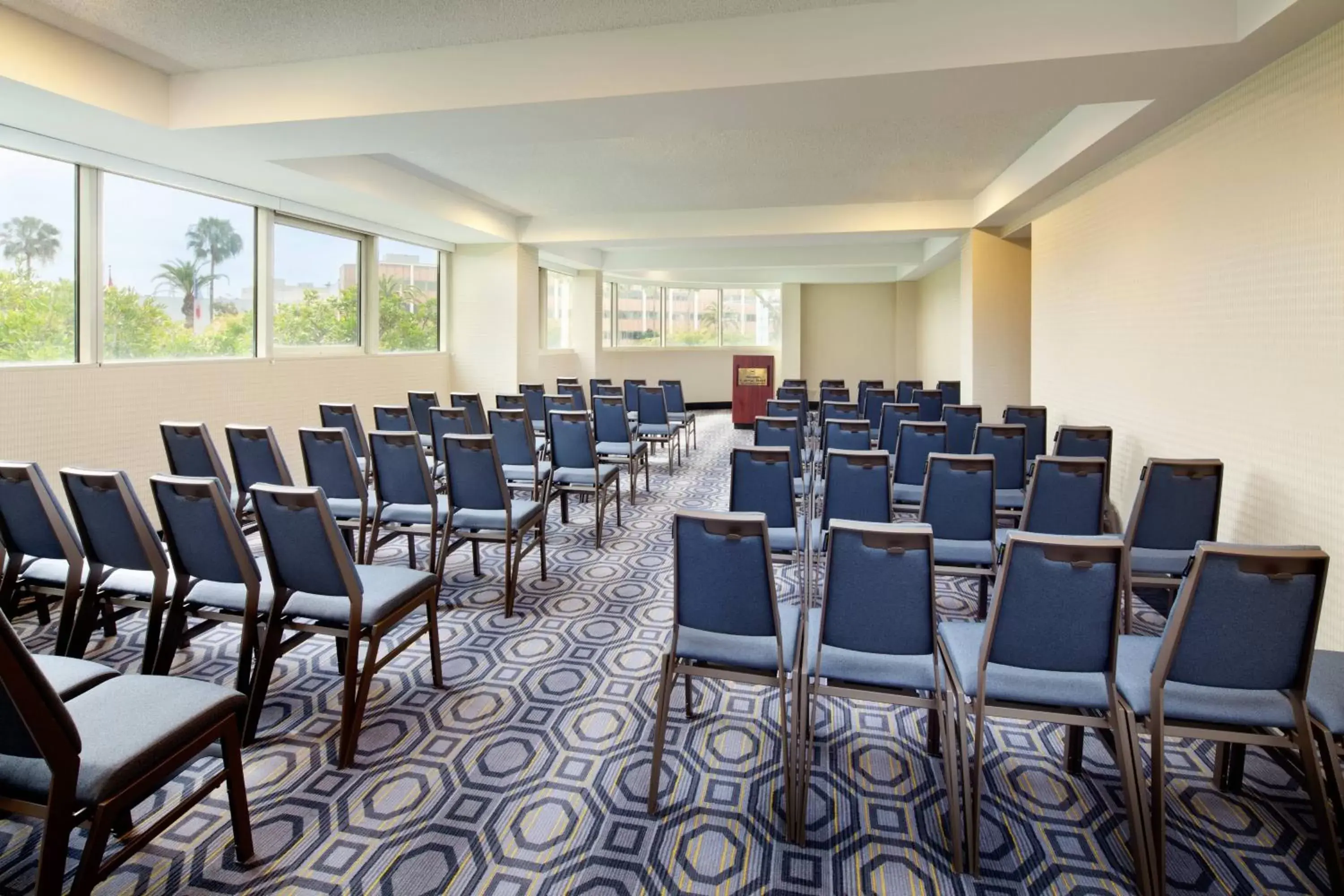 Meeting/conference room in Sheraton Gateway Los Angeles Hotel