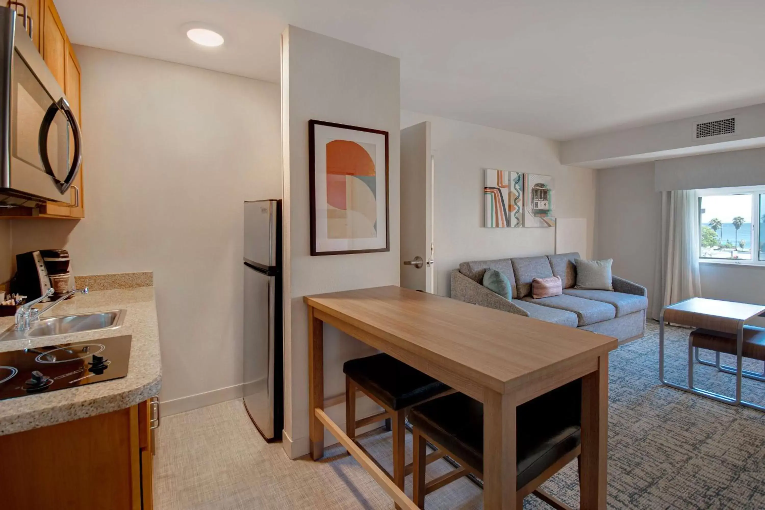 Living room, Dining Area in Homewood Suites by Hilton San Francisco Airport North California