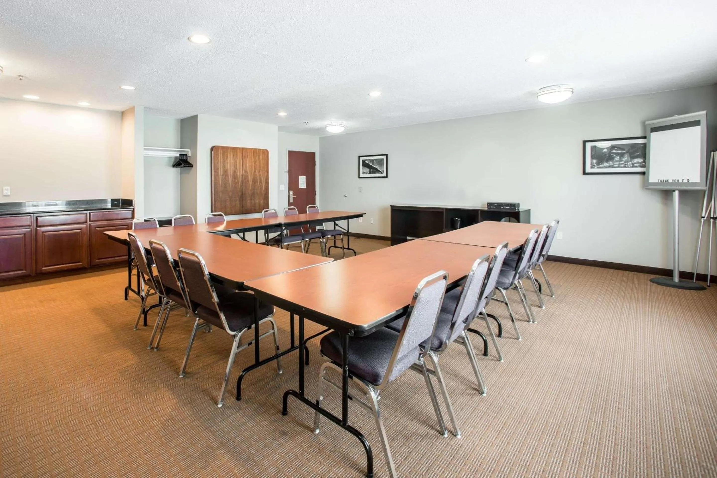 On site in Sleep Inn Decatur I-72