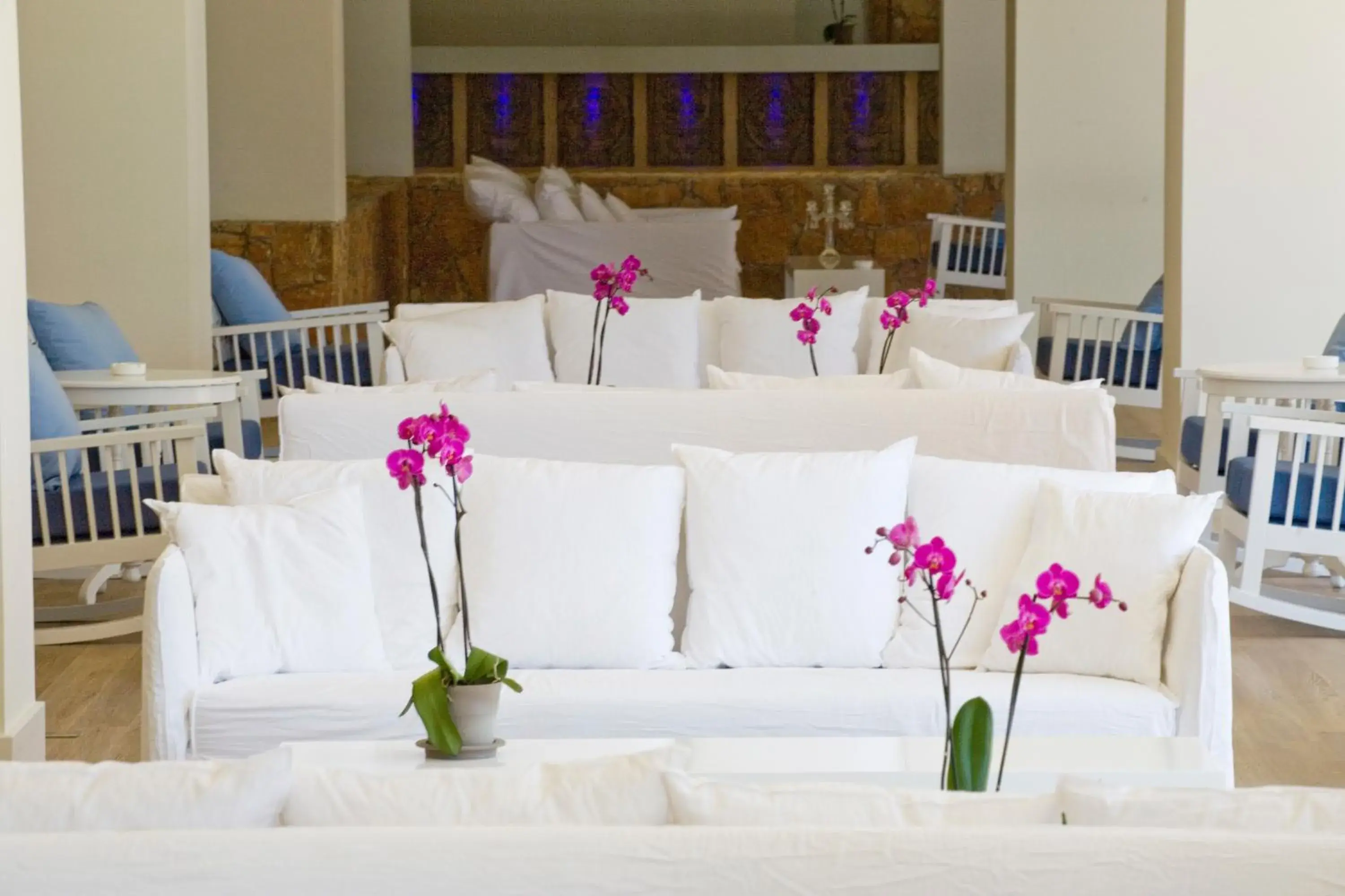 Communal lounge/ TV room, Bed in Sentido Sandy Beach Hotel & Spa