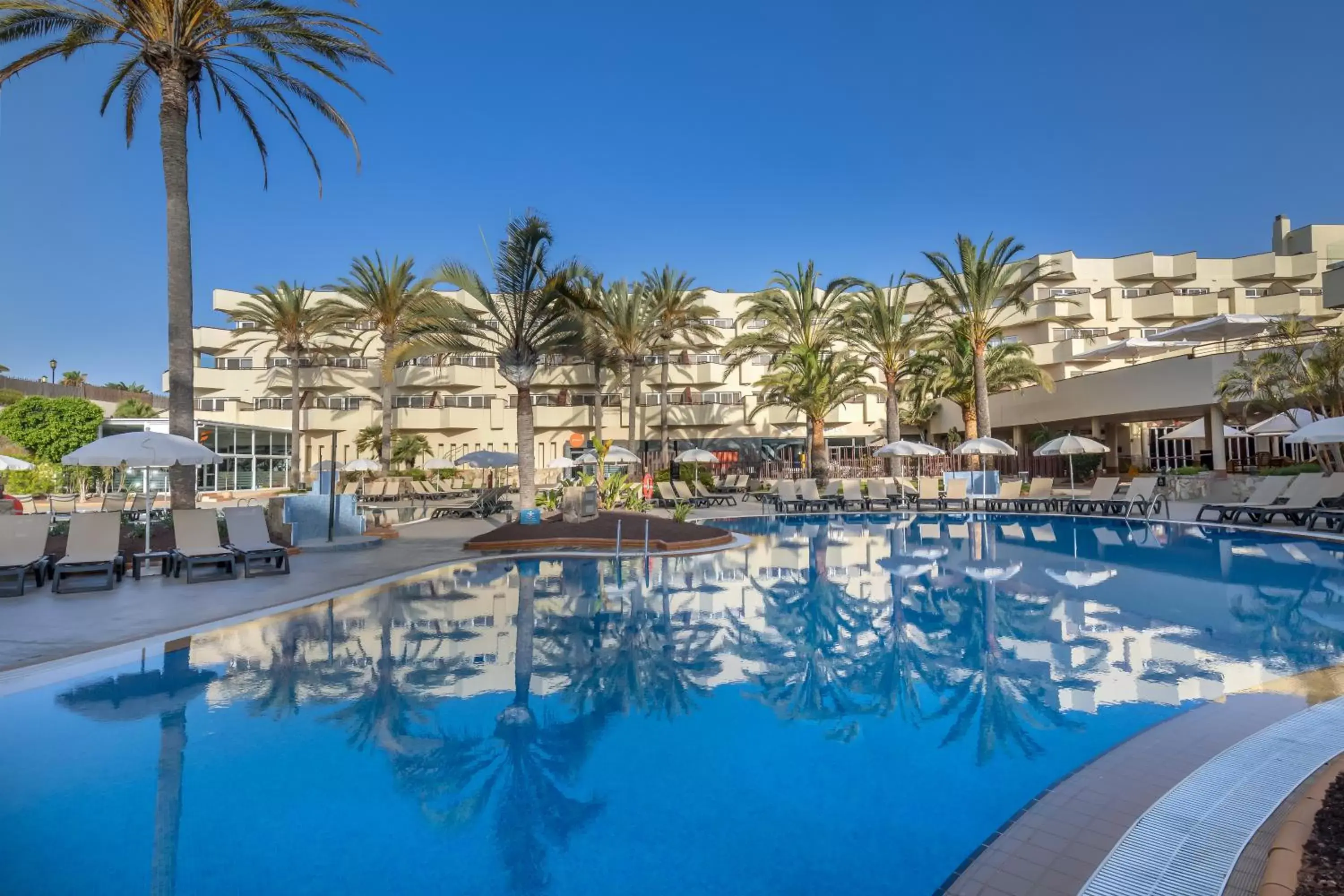 Swimming Pool in Barceló Corralejo Bay - Adults Only