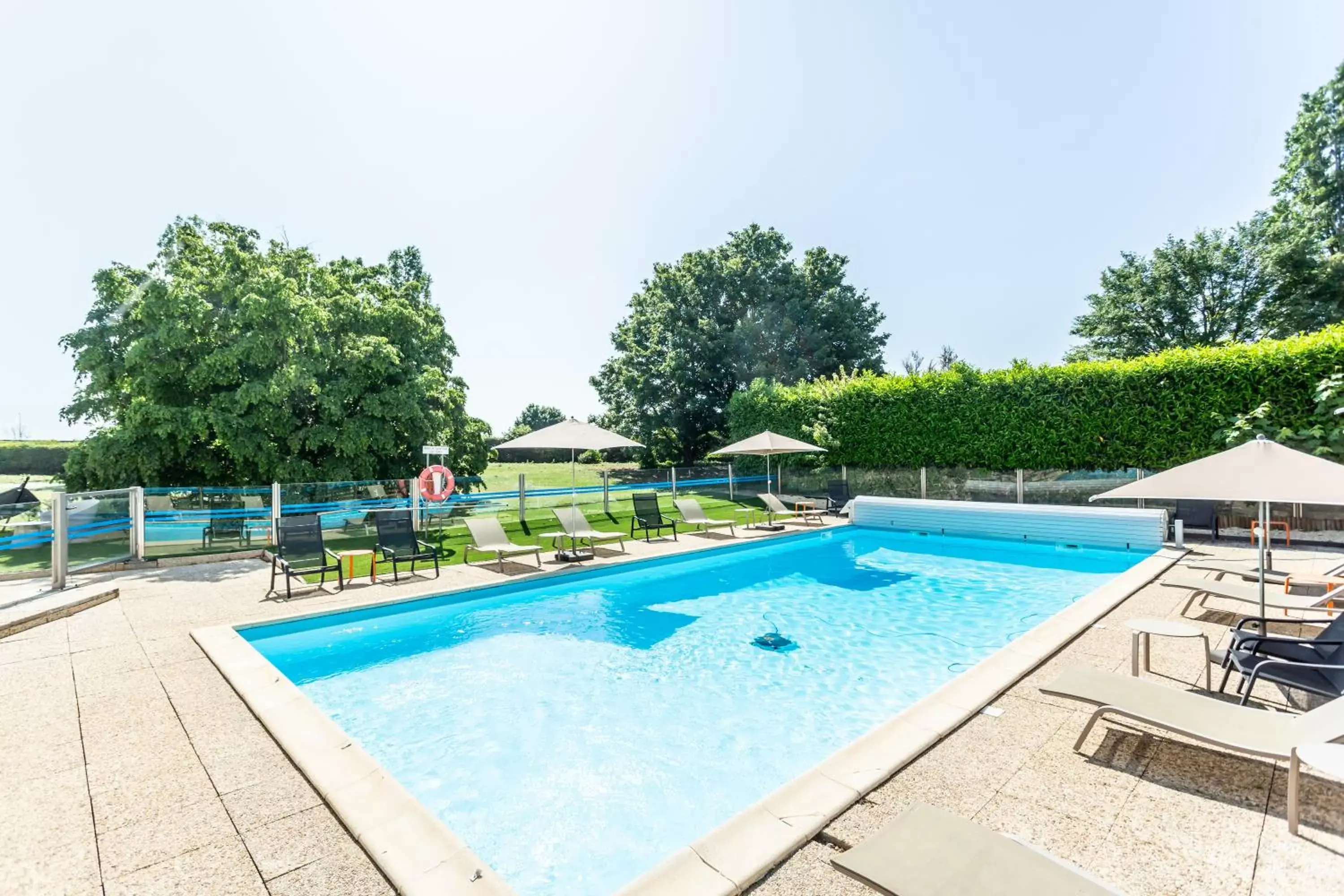 Swimming Pool in Novotel Bourges