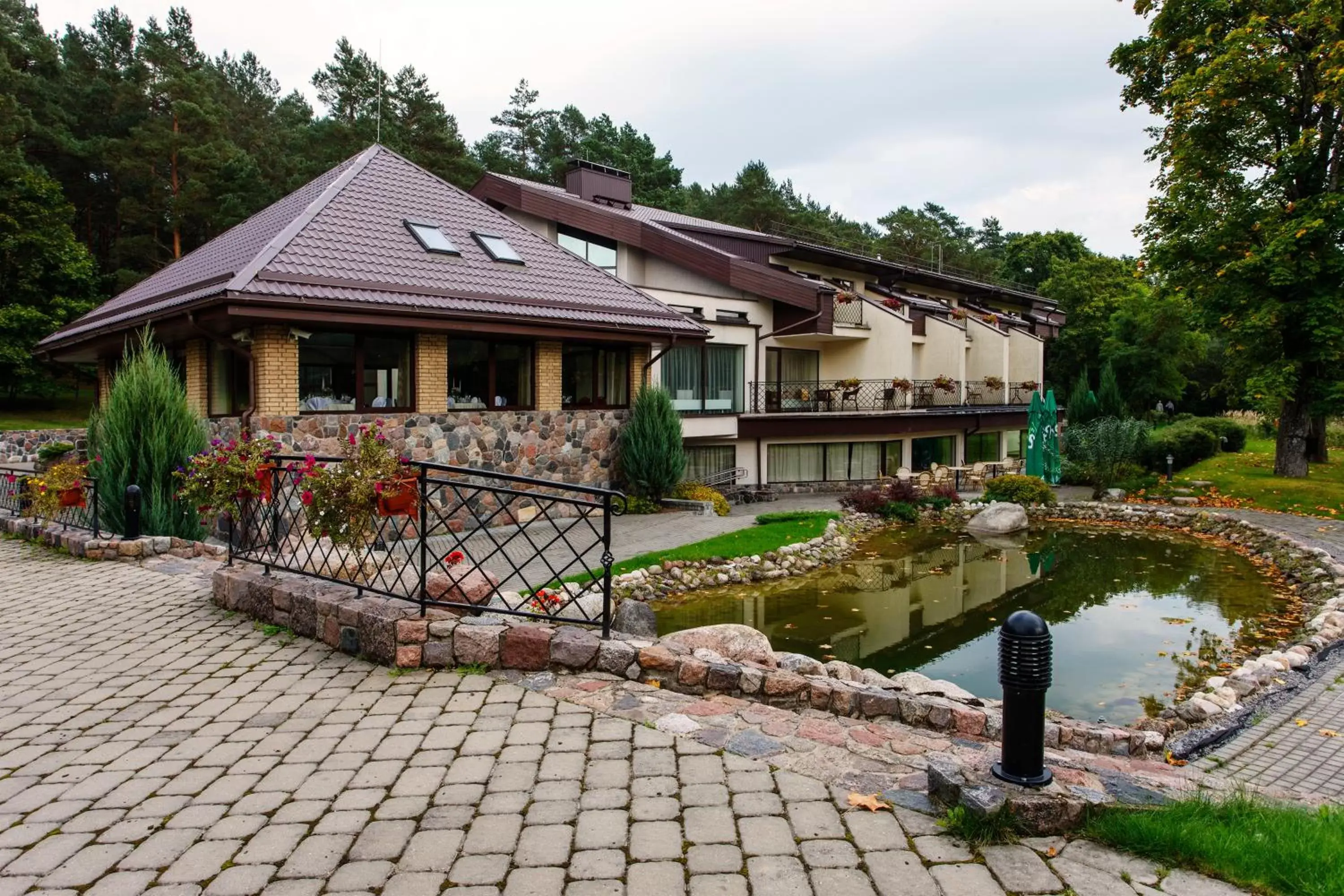 Facade/entrance, Property Building in Park Villa